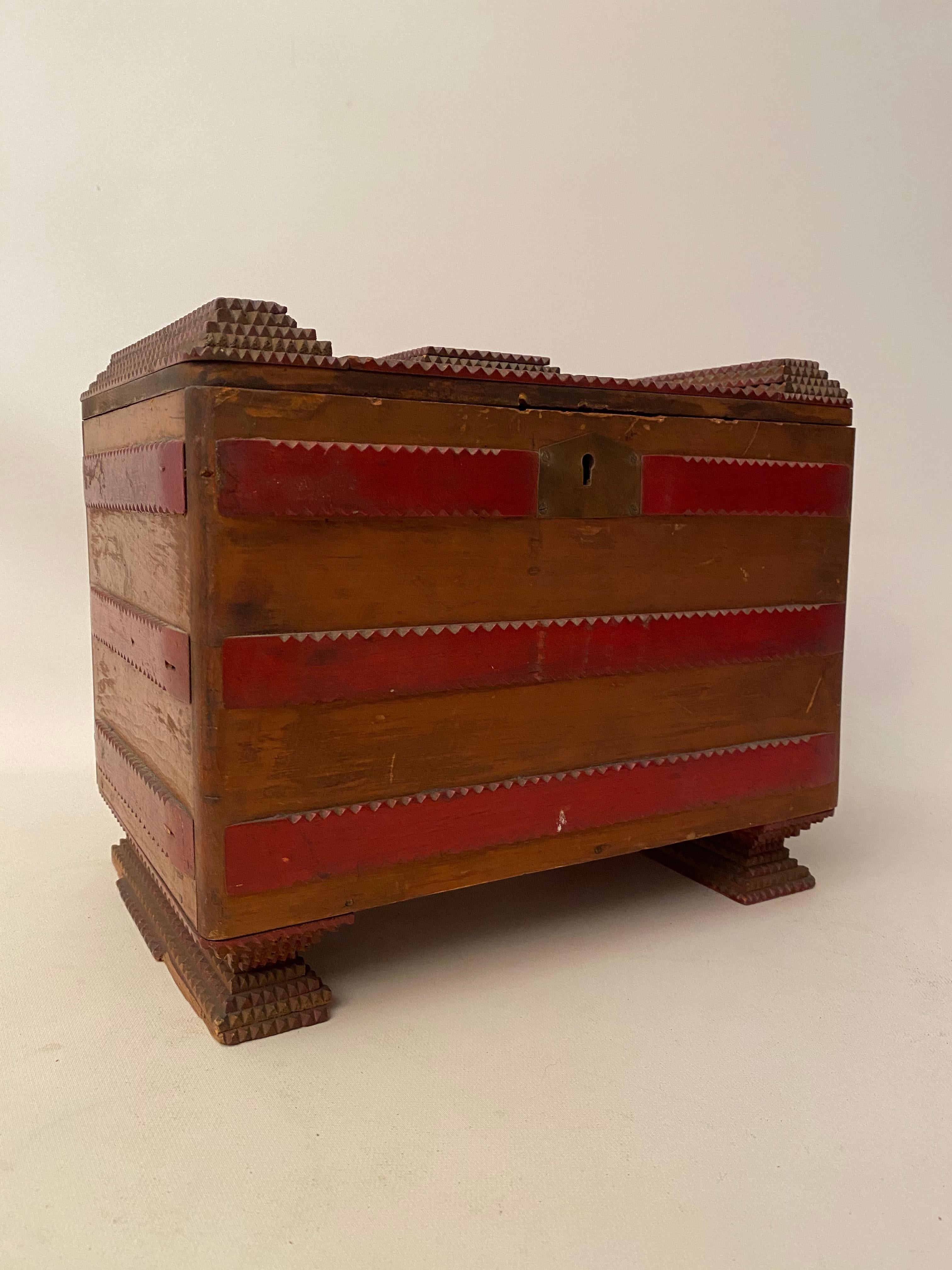 Folk Art 1930s Tramp Art Keepsake Box