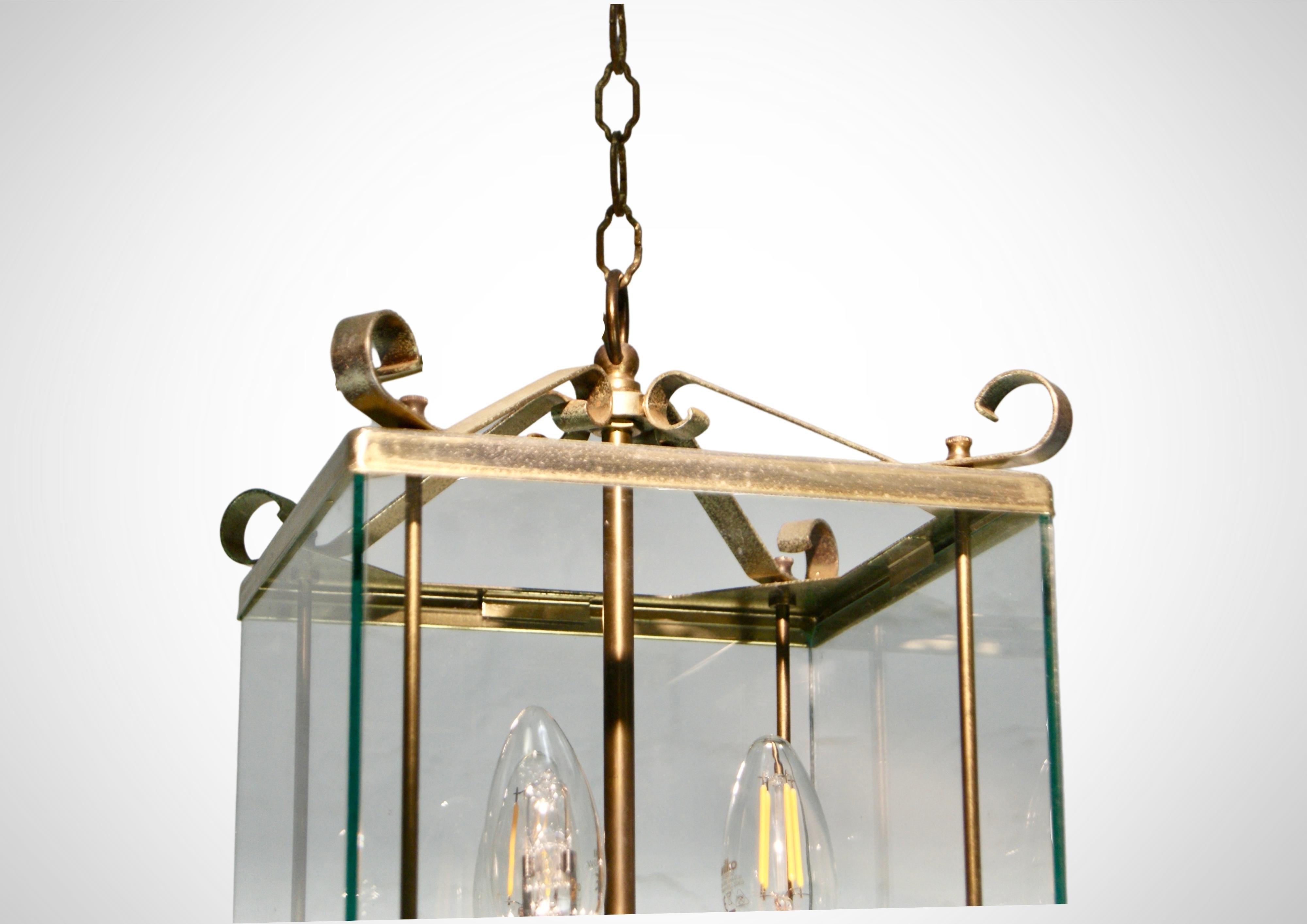 Louis XIV 1930s Triple Lights Glazed French Lantern Suspension Ceiling Lamp en vente