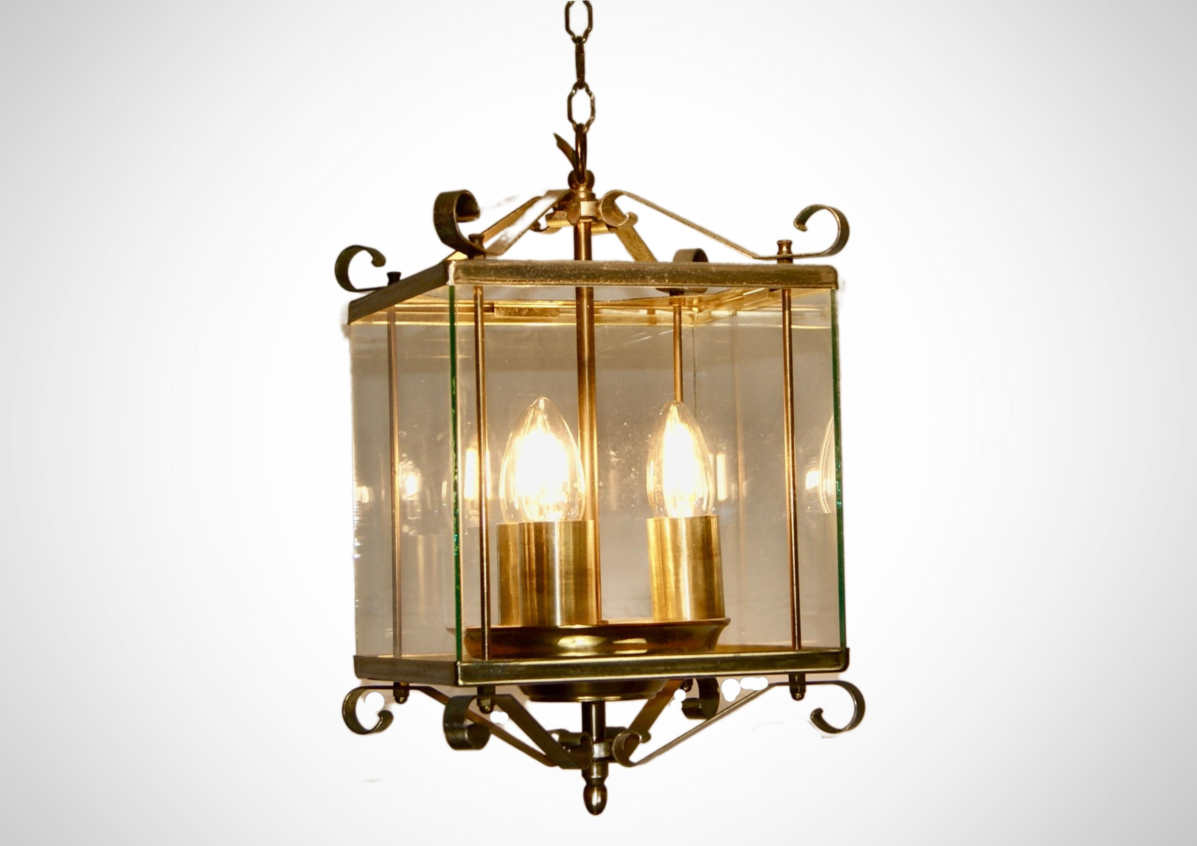 Français 1930s Triple Lights Glazed French Lantern Suspension Ceiling Lamp en vente