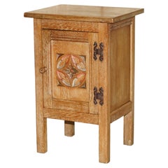 1930's TUDOR FURNITURE ENGLAND SOLID OAK NIGHTSTAND BEDSIDE TABLE PART OF SUITE