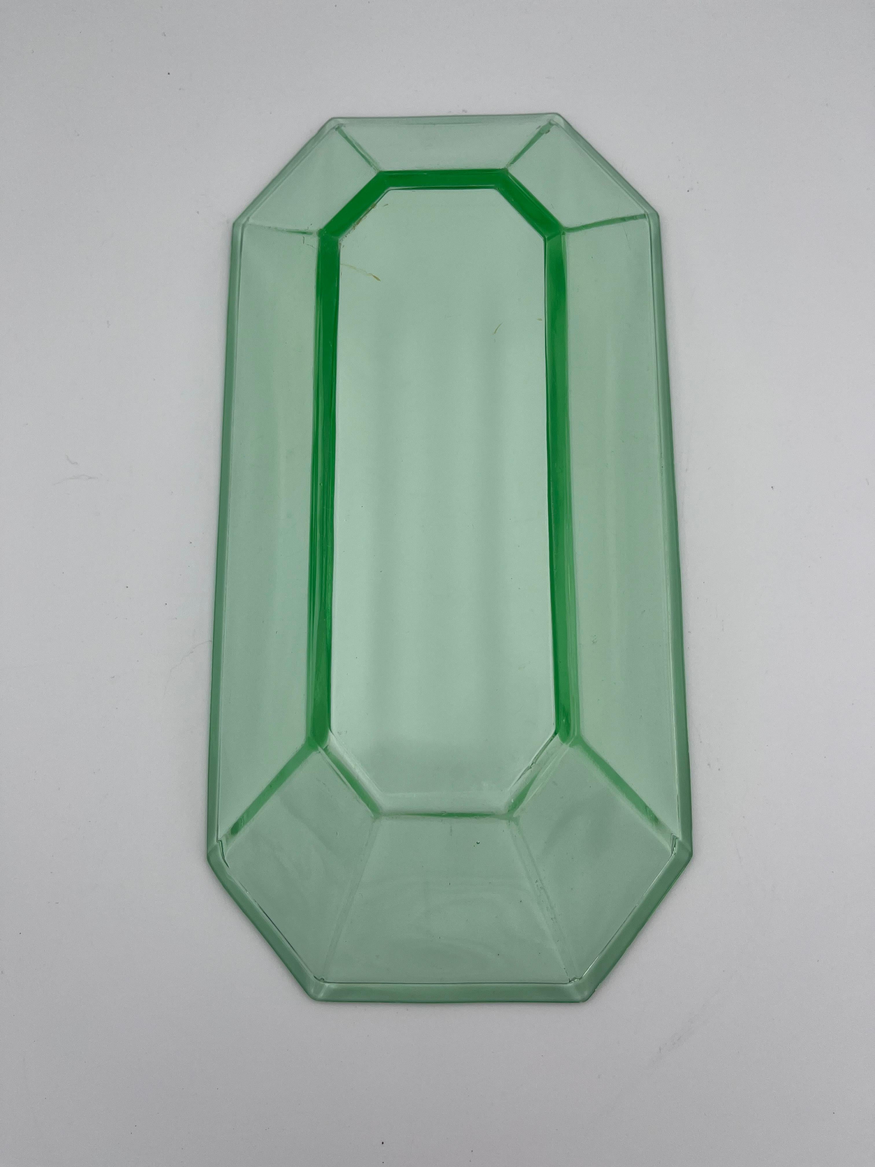 1930's Uranglas Art Deco Geometrische lange Schale im Angebot 7