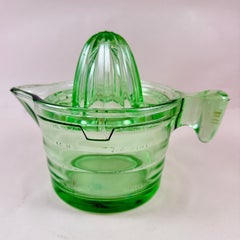 Juego de 2 escariadores de cítricos Andy de cristal de uranio de los años 30