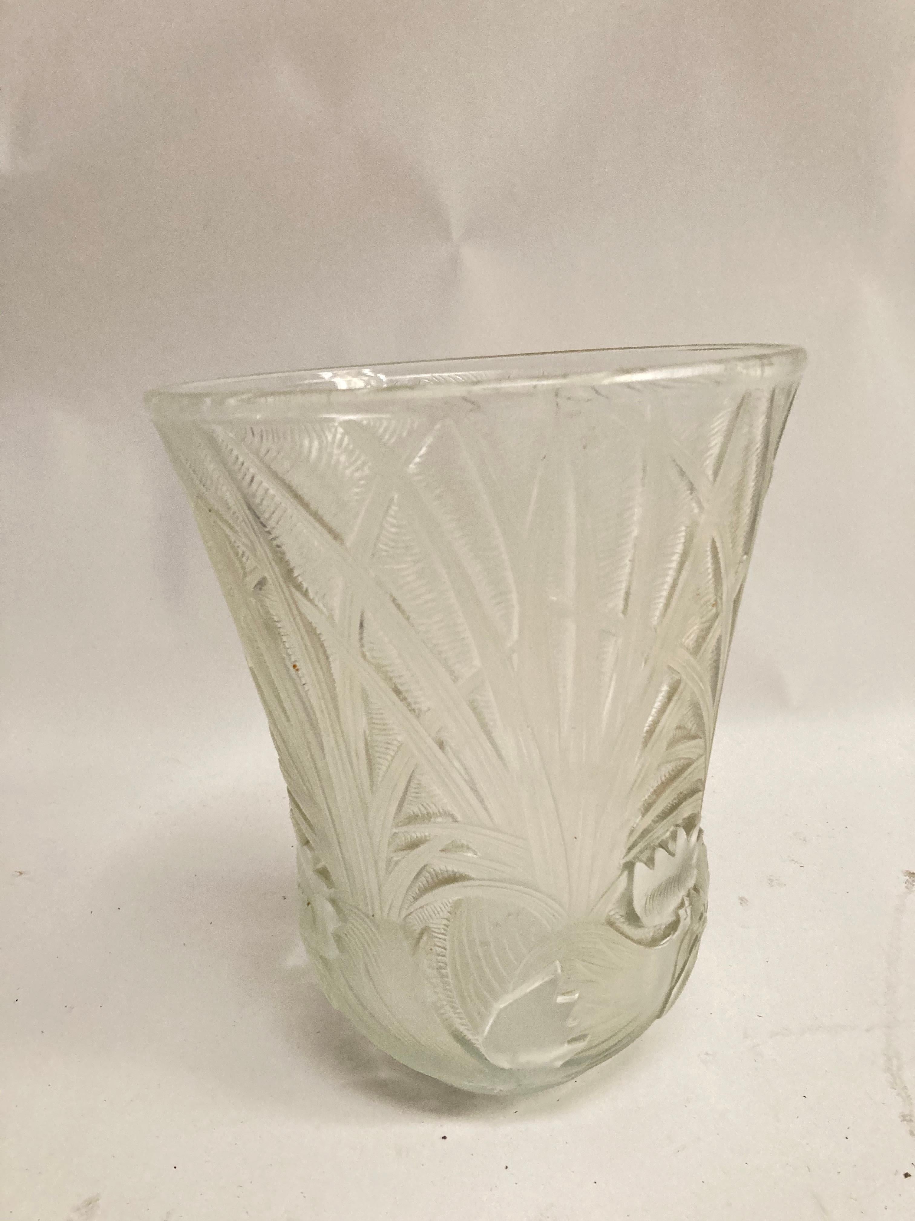 1930's Vase in Moulded Pressed Glass by Verlys  1