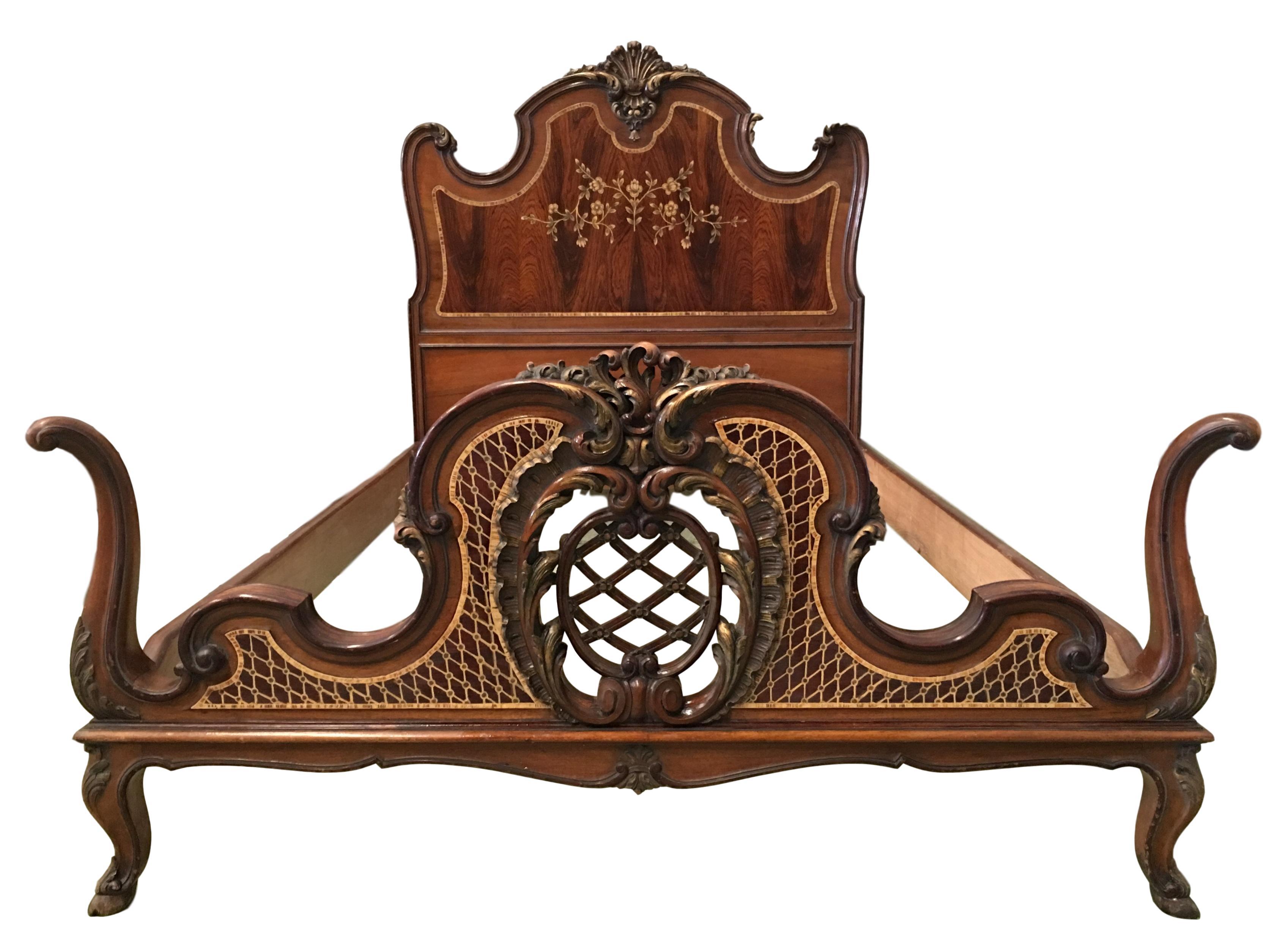 1930s Venetian Baroque Pair Twin XL Marquetry and Carved Walnut In Excellent Condition In Miami, FL