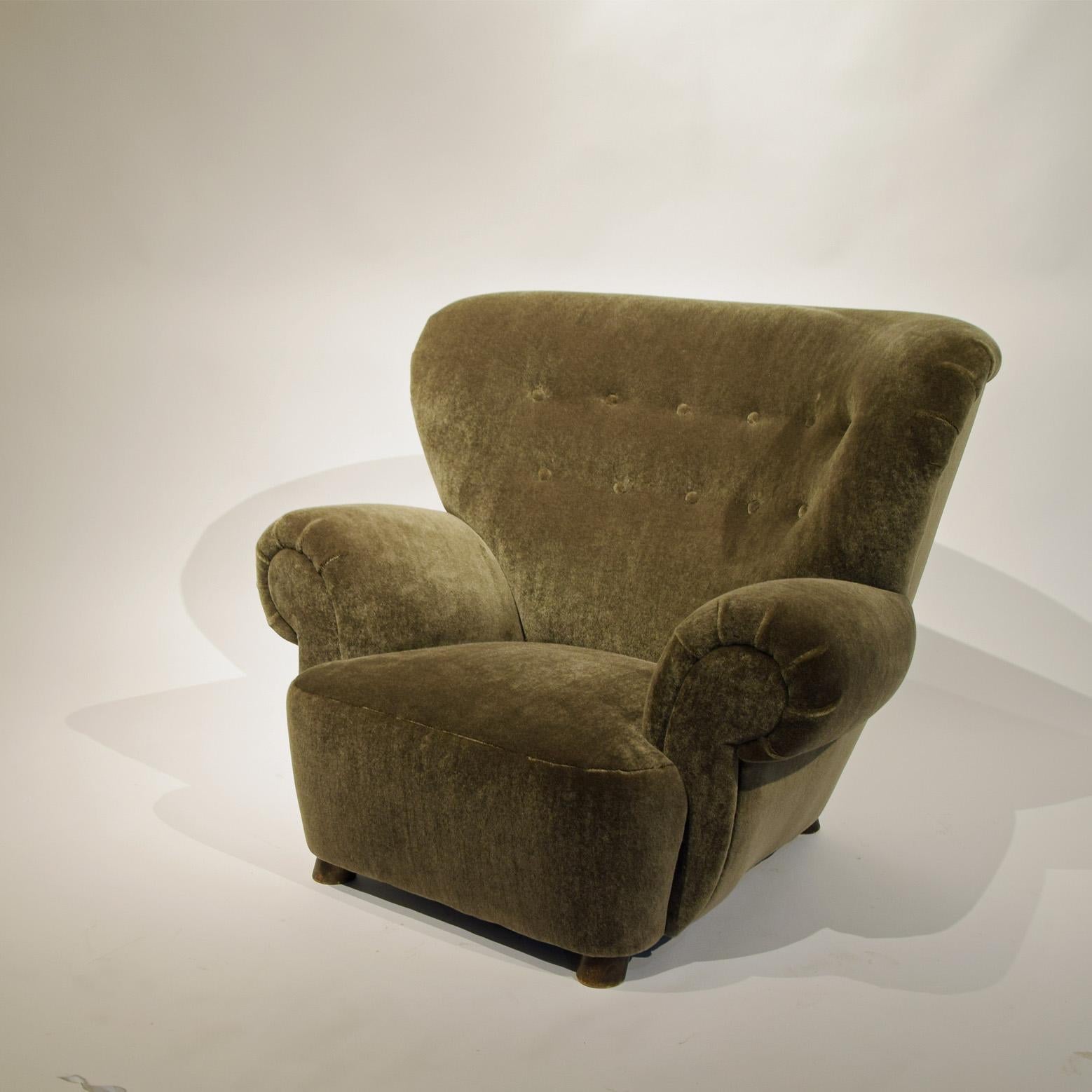 Scandinavian Modern 1930's Very large easy chair Attr. Flemming Lassen  For Sale