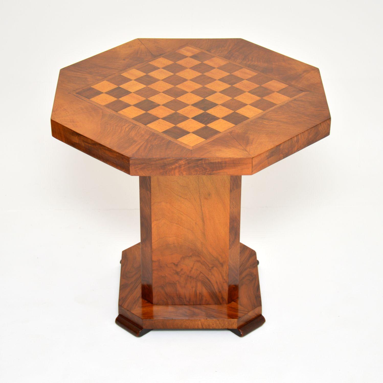 English 1930's Vintage Art Deco Chess / Coffee Table