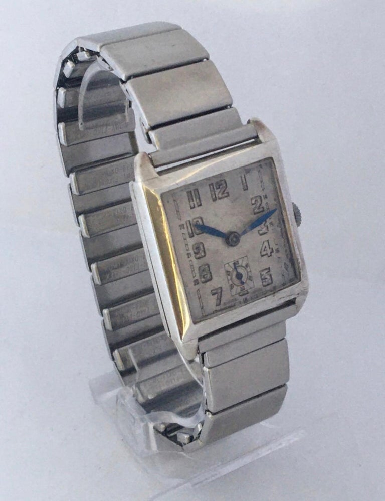 1930s Vintage Art Deco Silver Omega Hand-Winding Watch For Sale 9