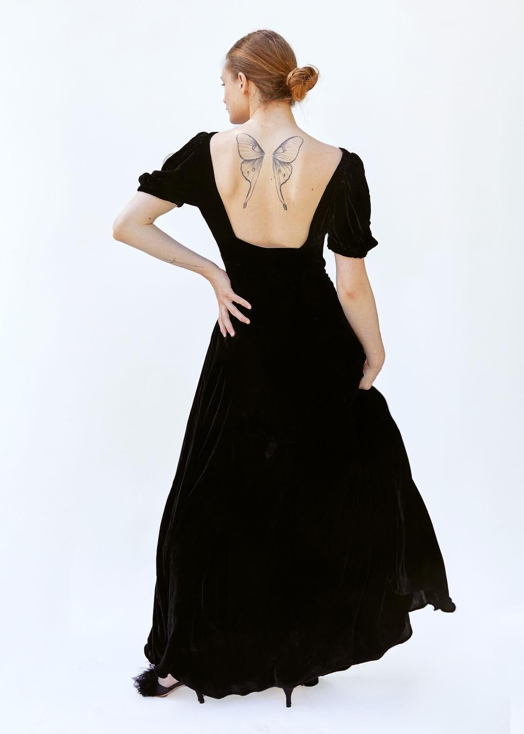 Women's 1930's Vintage Black Velvet Gown For Sale