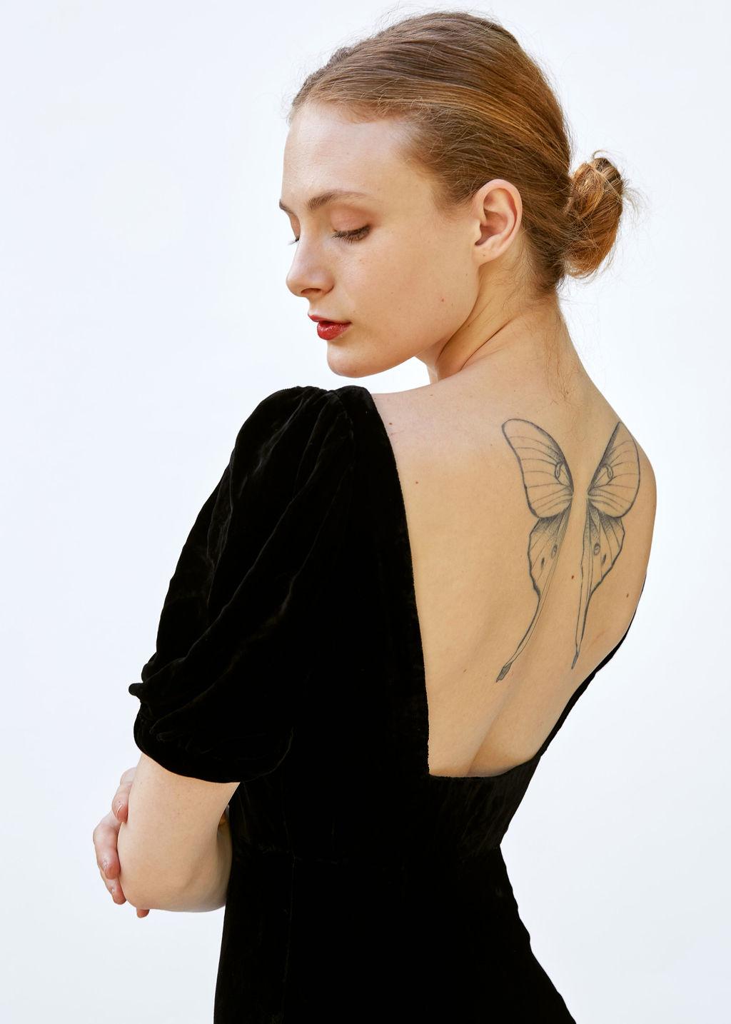 1930's Vintage Black Velvet Gown For Sale 3