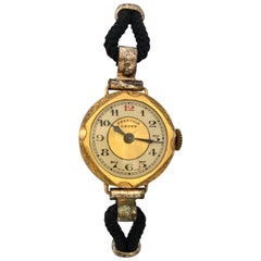 1930s Vintage Gold-Plated Ladies Mechanical Trench Watch