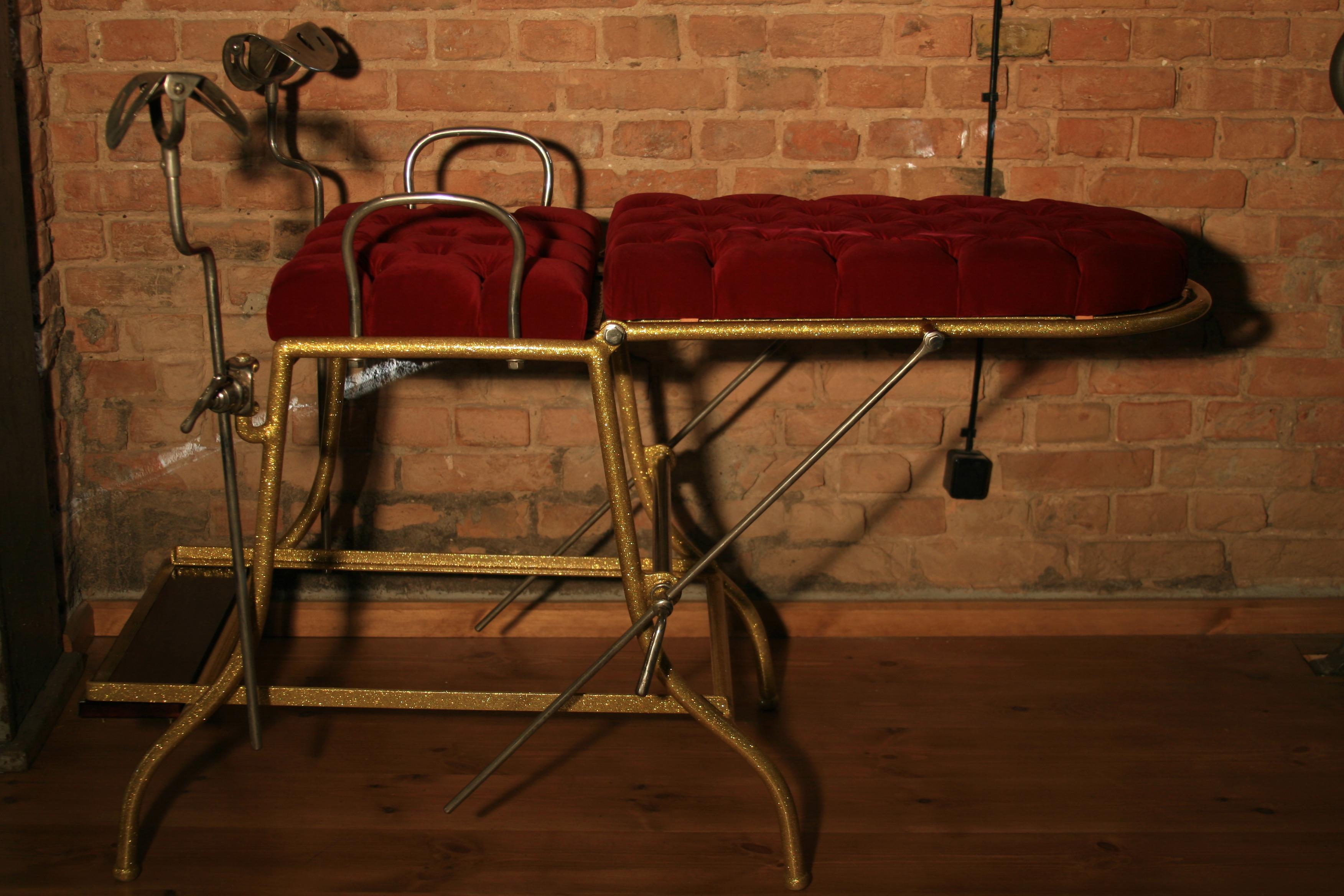 20th Century 1930s Vintage Gynecological Chair For Sale