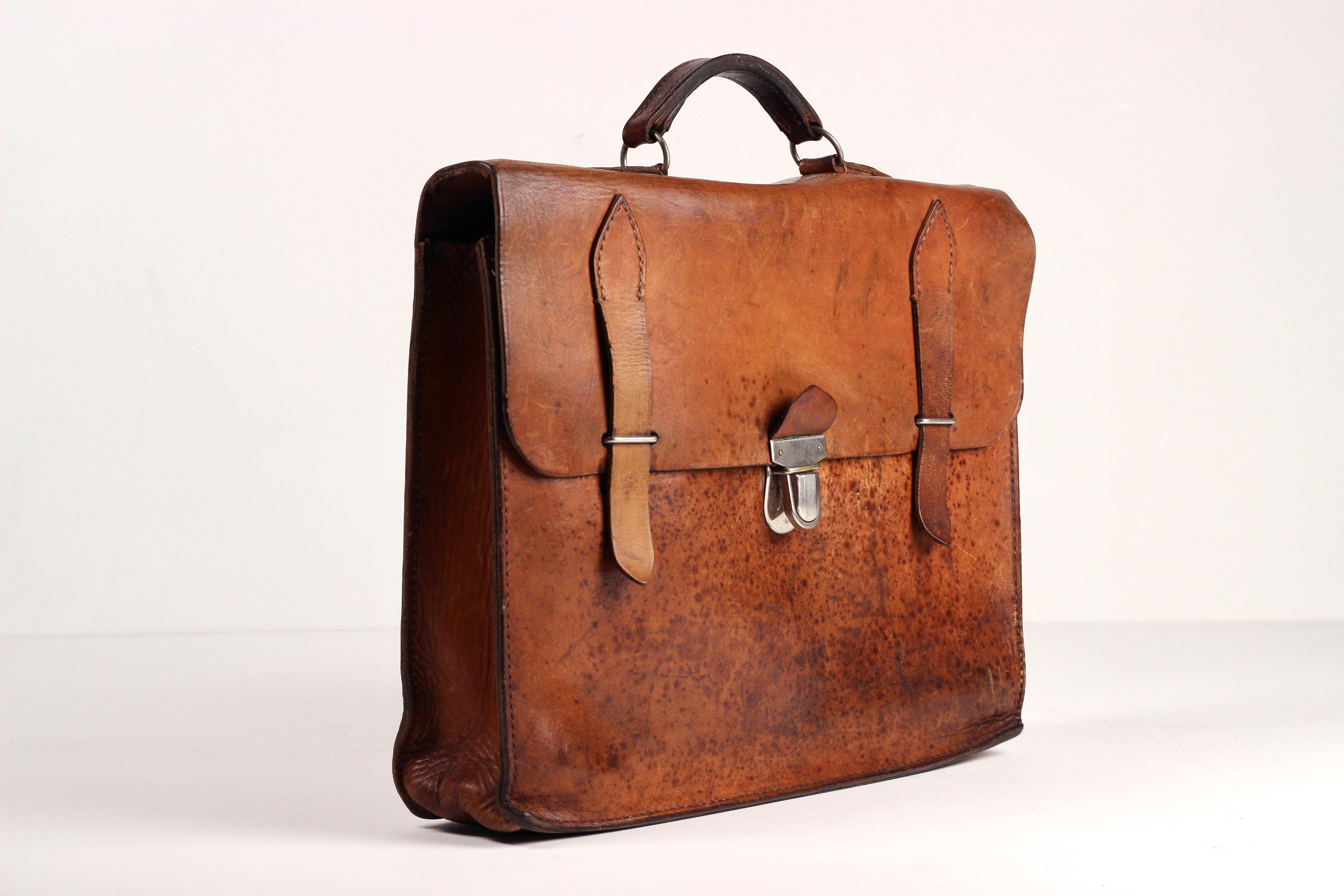 1930er Jahre Vintage Leder Aktentasche Satchel - Englisch Patina Tasche Passt MacBook im Angebot 5
