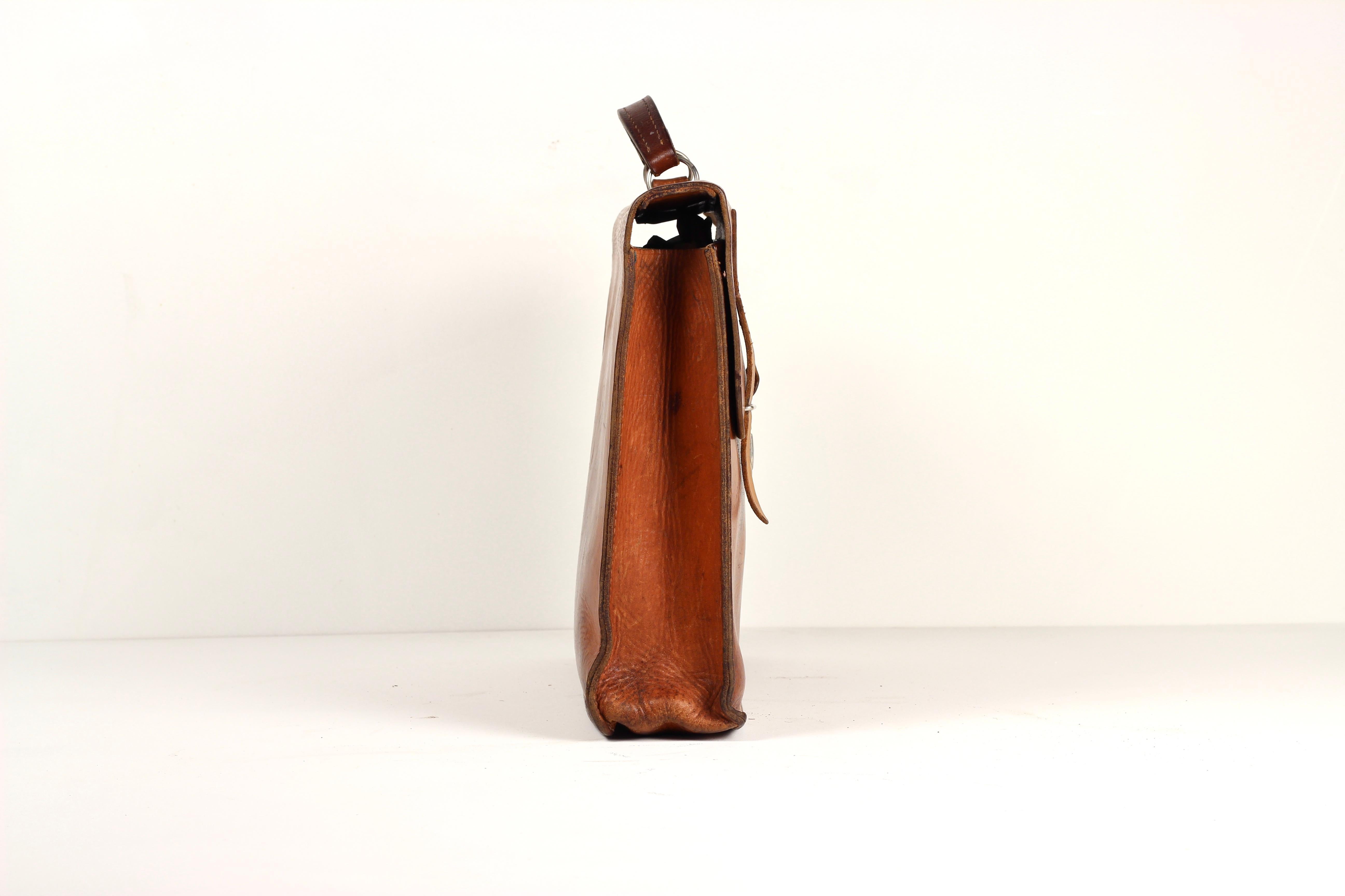 1930er Jahre Vintage Leder Aktentasche Satchel - Englisch Patina Tasche Passt MacBook im Angebot 7