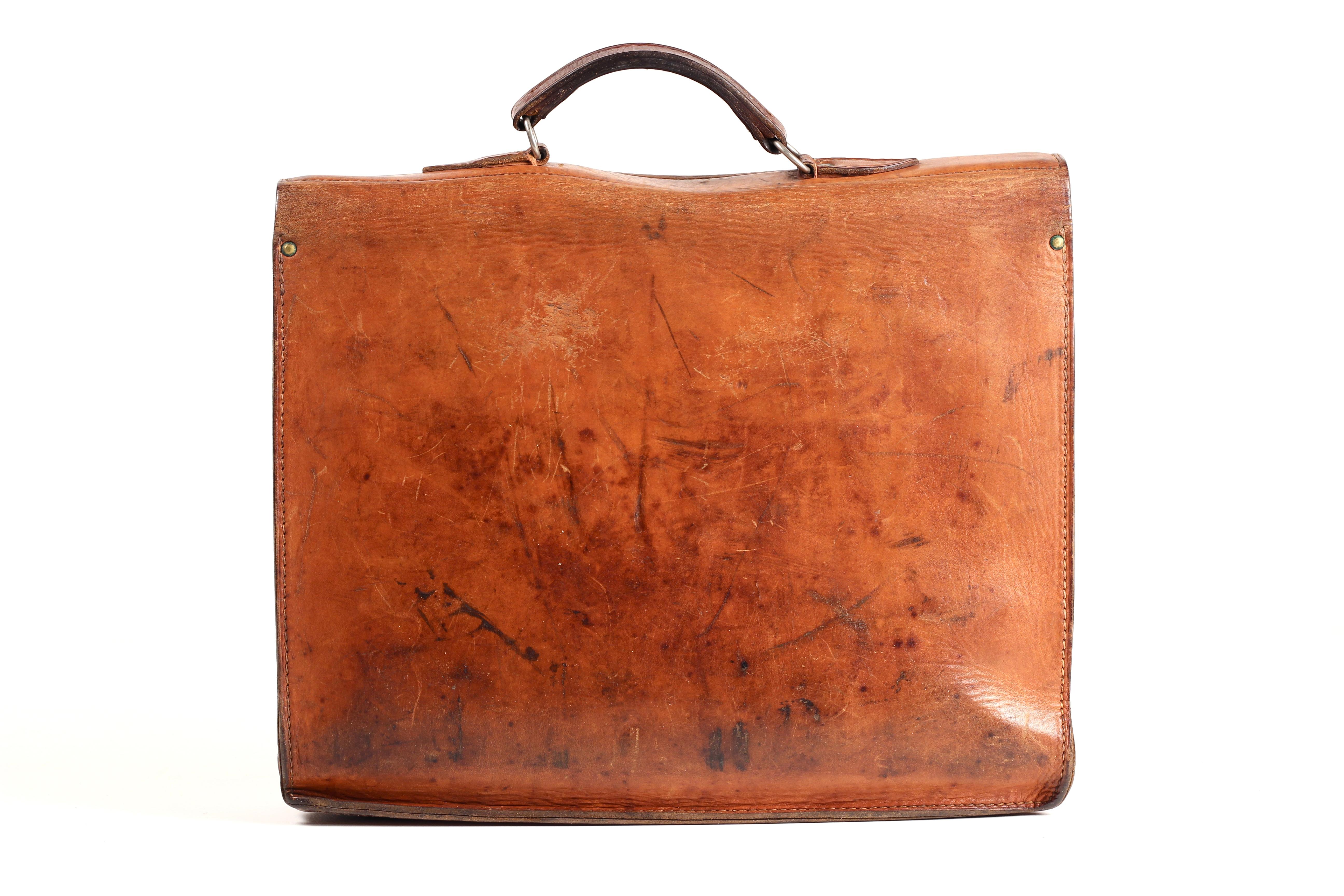 1930er Jahre Vintage Leder Aktentasche Satchel - Englisch Patina Tasche Passt MacBook (Edwardian) im Angebot