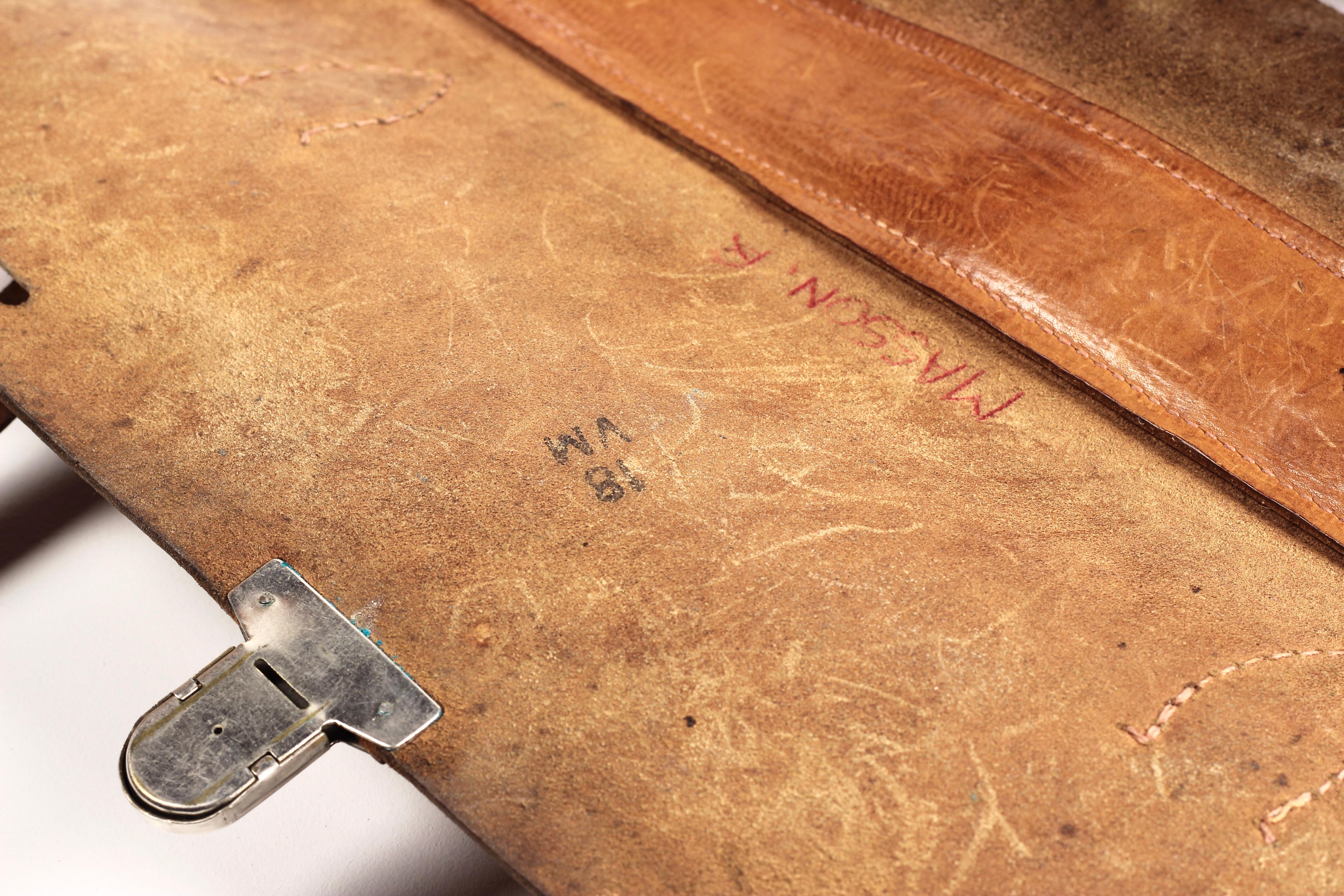 1930er Jahre Vintage Leder Aktentasche Satchel - Englisch Patina Tasche Passt MacBook im Zustand „Gut“ im Angebot in London, GB