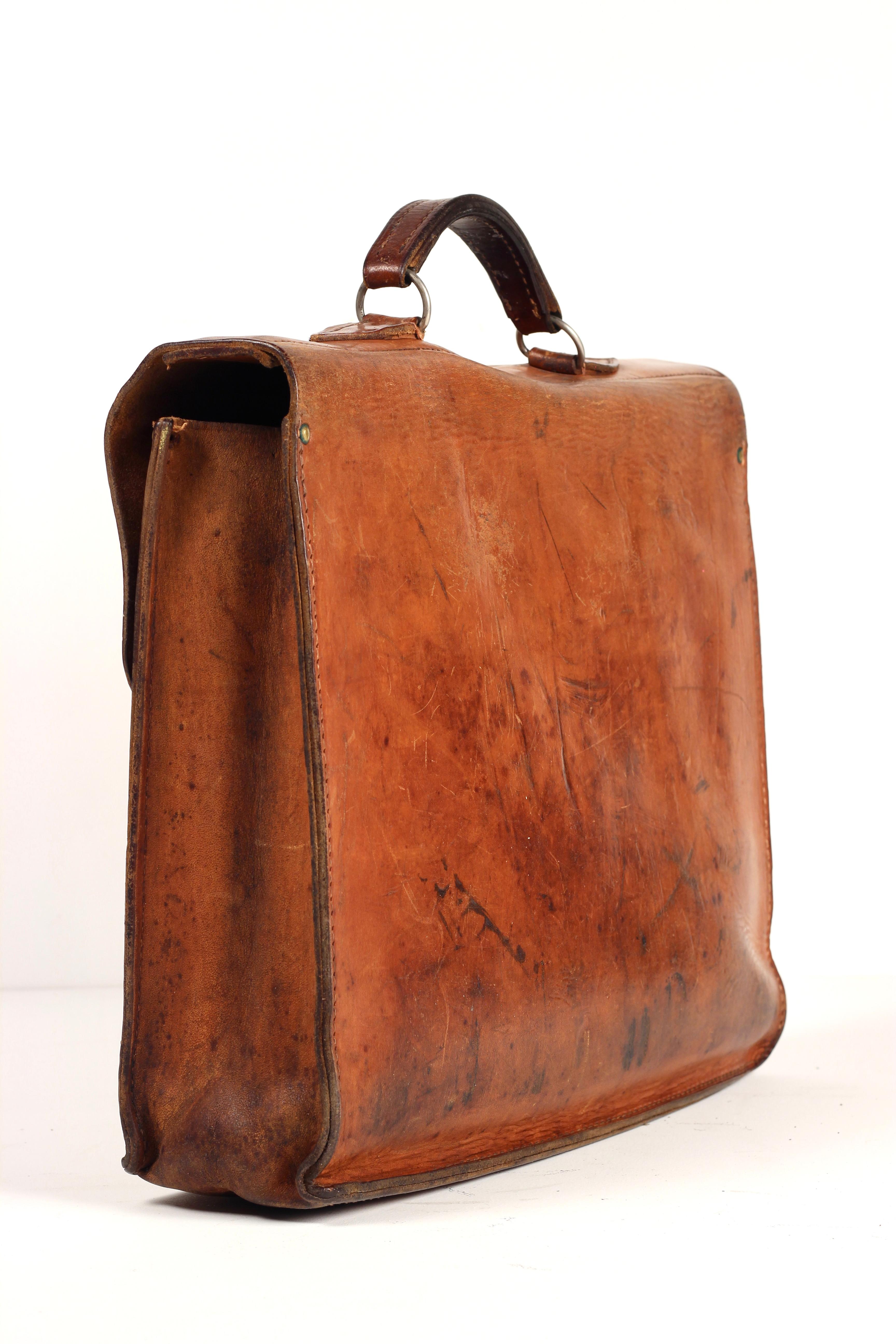 1930er Jahre Vintage Leder Aktentasche Satchel - Englisch Patina Tasche Passt MacBook im Angebot 2