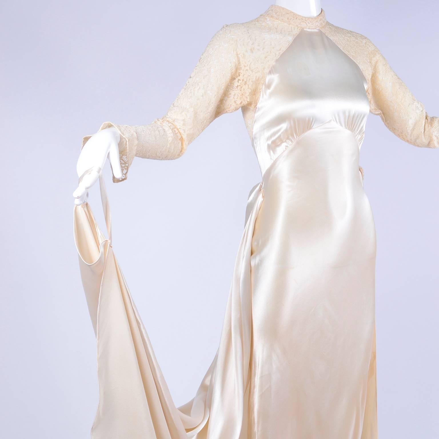 Wedding Gown Vintage Dress in Champagne Silk Satin With Lace and Train, 1930s 7