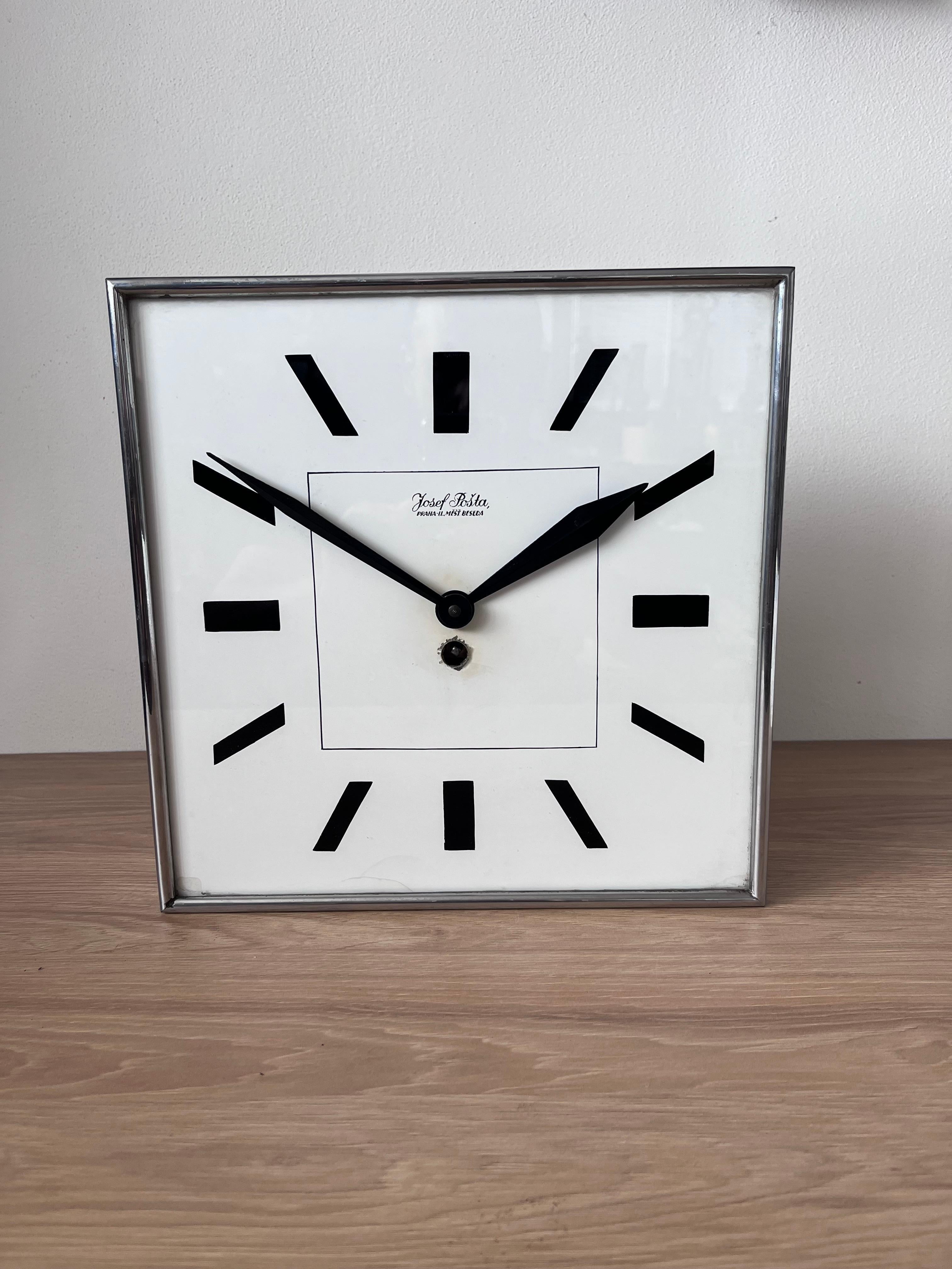 1930s wall clock, Germany In Good Condition For Sale In Praha, CZ