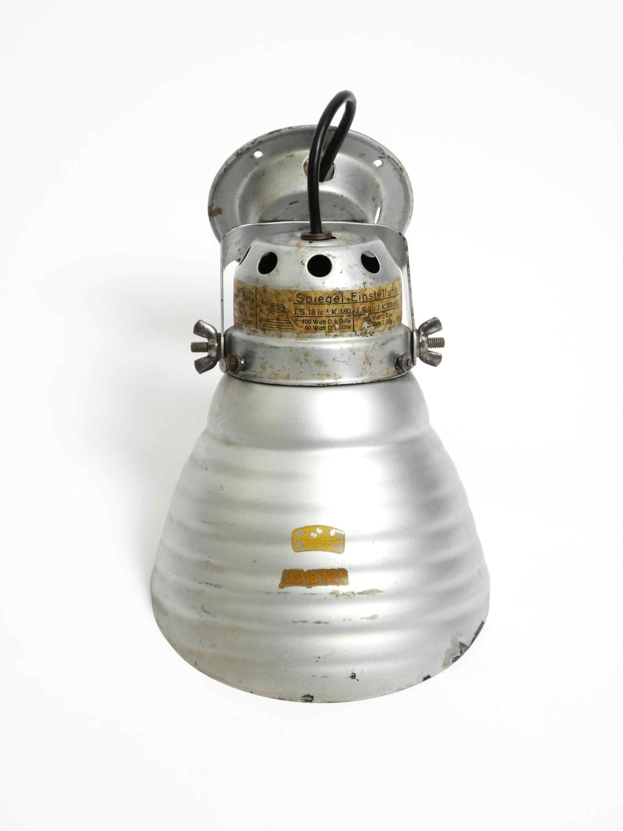 Metà XX secolo 1930s wall or ceiling lamp by Adolf Meyer for Zeiss Ikon in vendita
