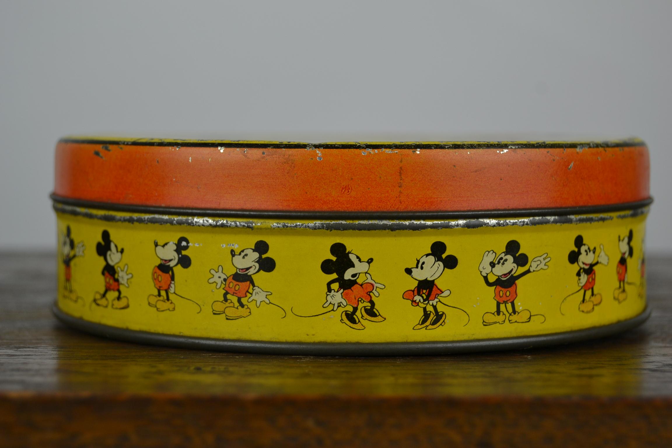 1930s  Walt Disney Tin with Mickey Mouse, Minnie Mouse and Pluto  6