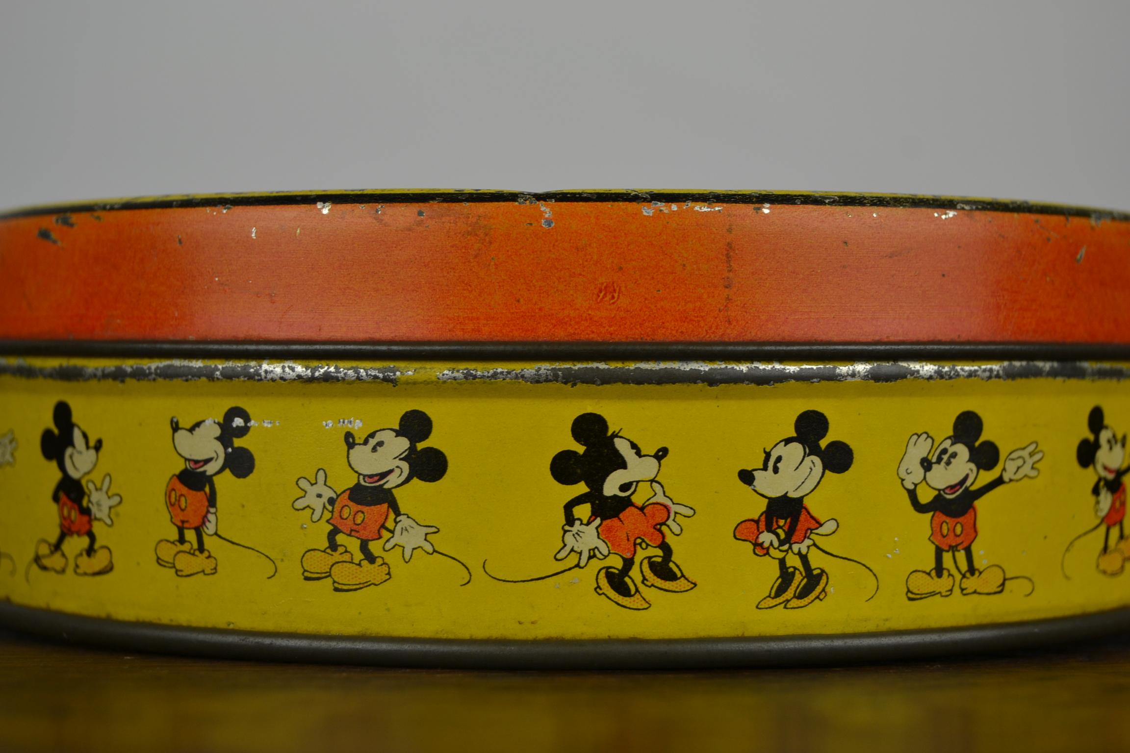 20th Century 1930s  Walt Disney Tin with Mickey Mouse, Minnie Mouse and Pluto
