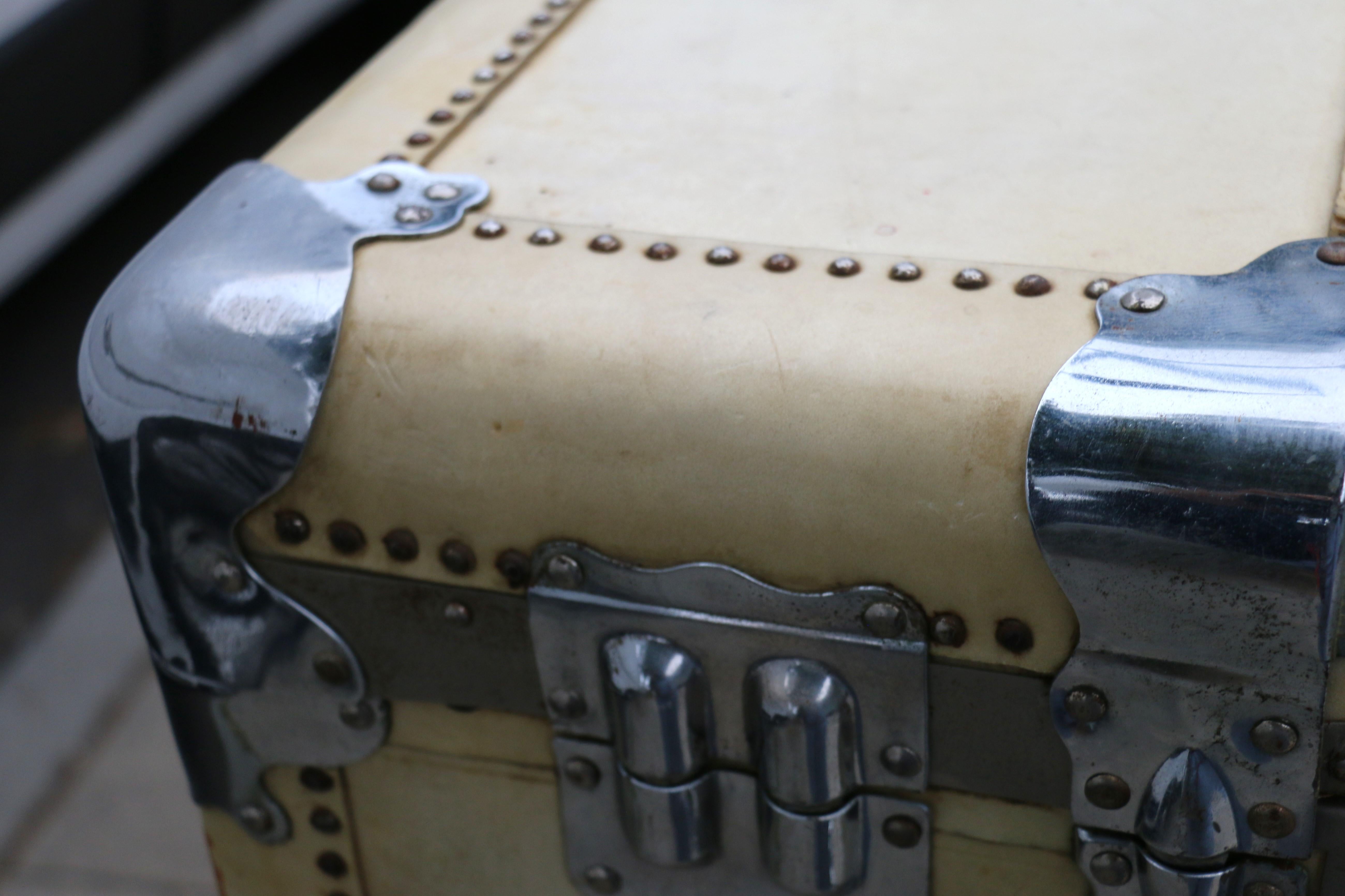 1930s Wardrobe Steamer Trunk Luggage Goat Skin Chest For Sale 10