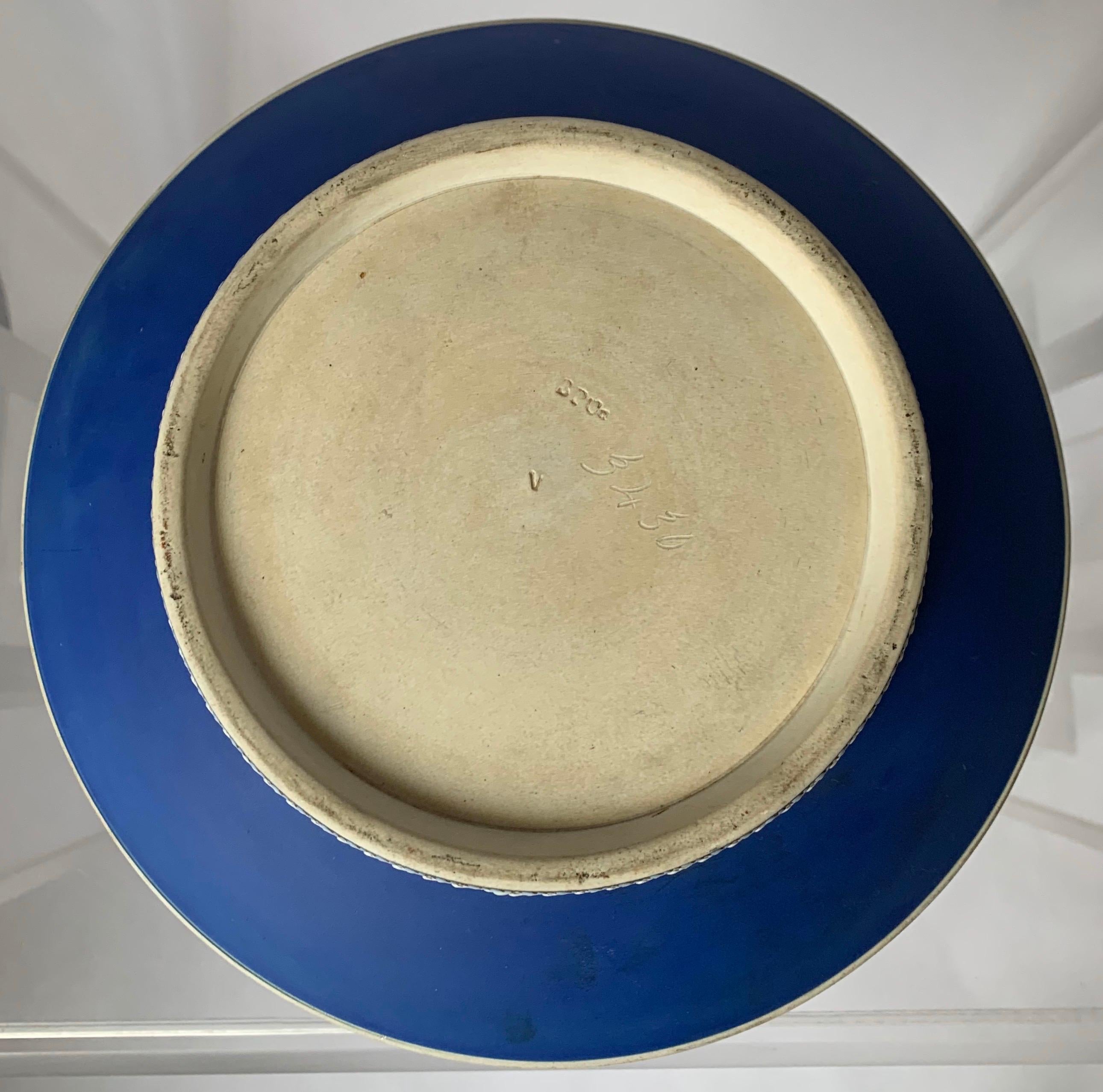 1930s Wedgwood Dark Blue Neoclassical Jasperware Bowl 1