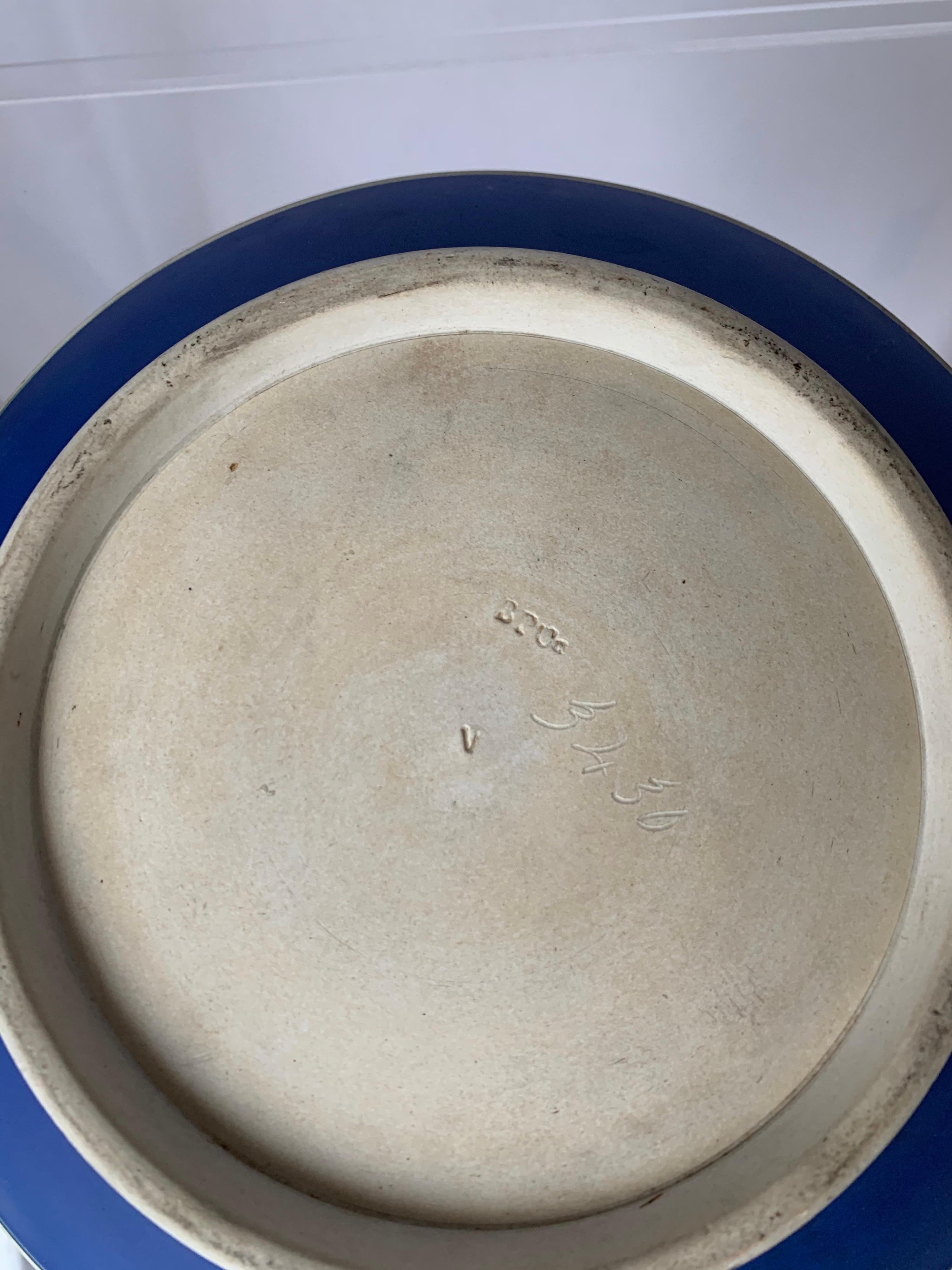 1930s Wedgwood Dark Blue Neoclassical Jasperware Bowl 2