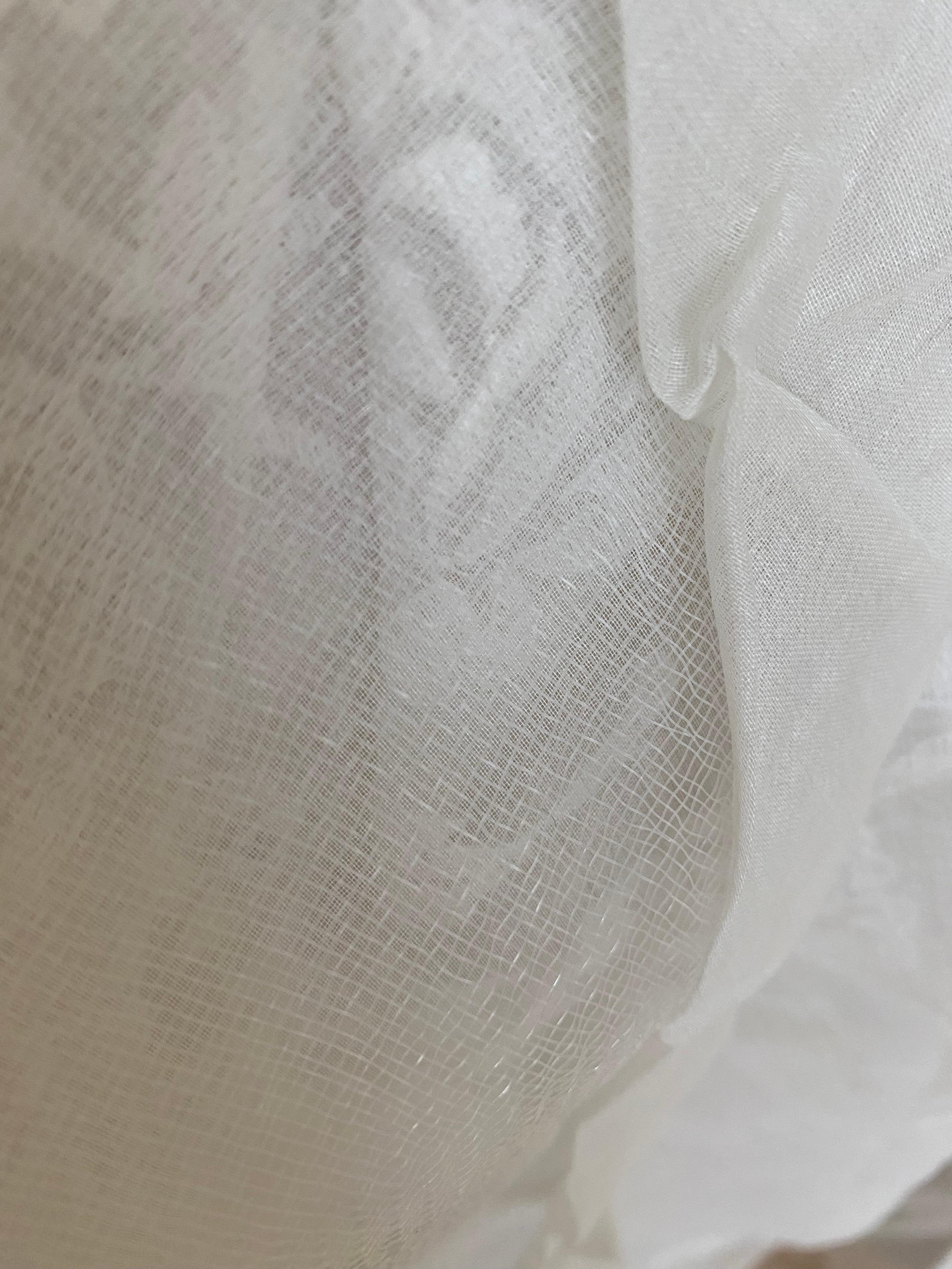 Robe en coton blanc brodé avec dentelle des années 1930 en vente 2