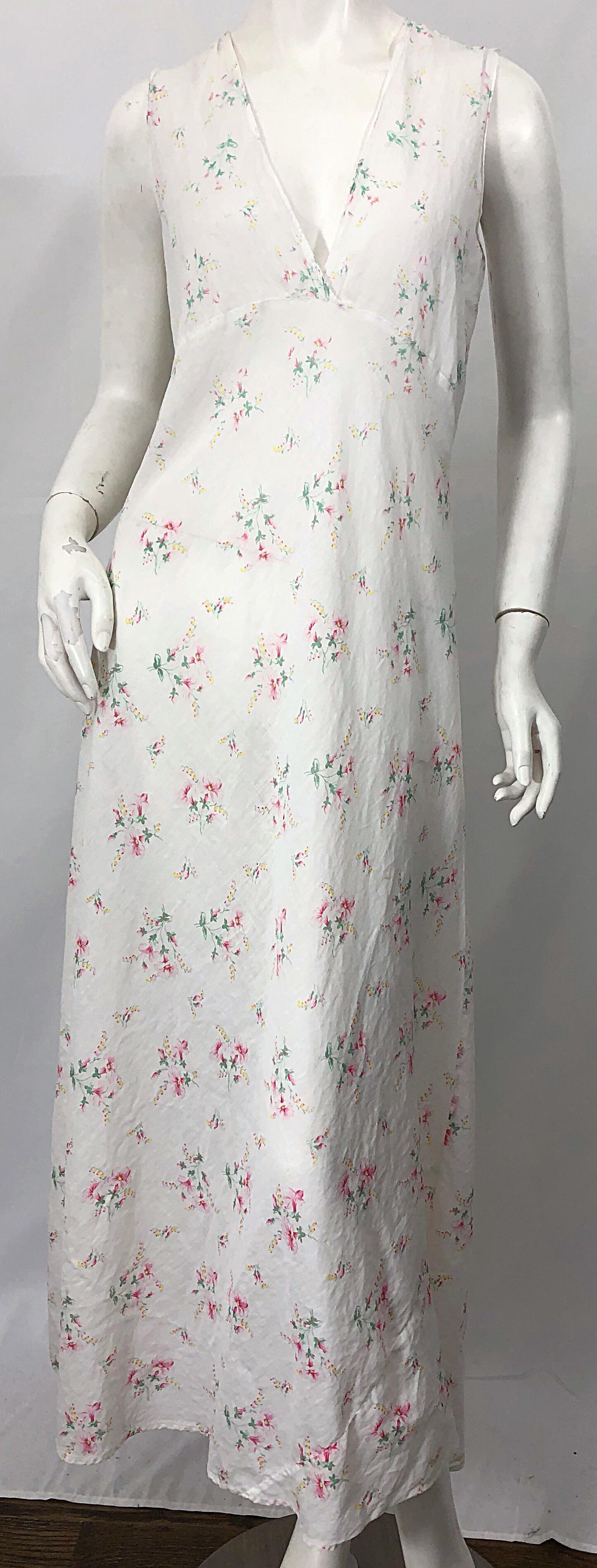 1930s White Flower Print Ruffle Neck Bias Cut Cotton Voile Vintage Maxi Dress For Sale 2