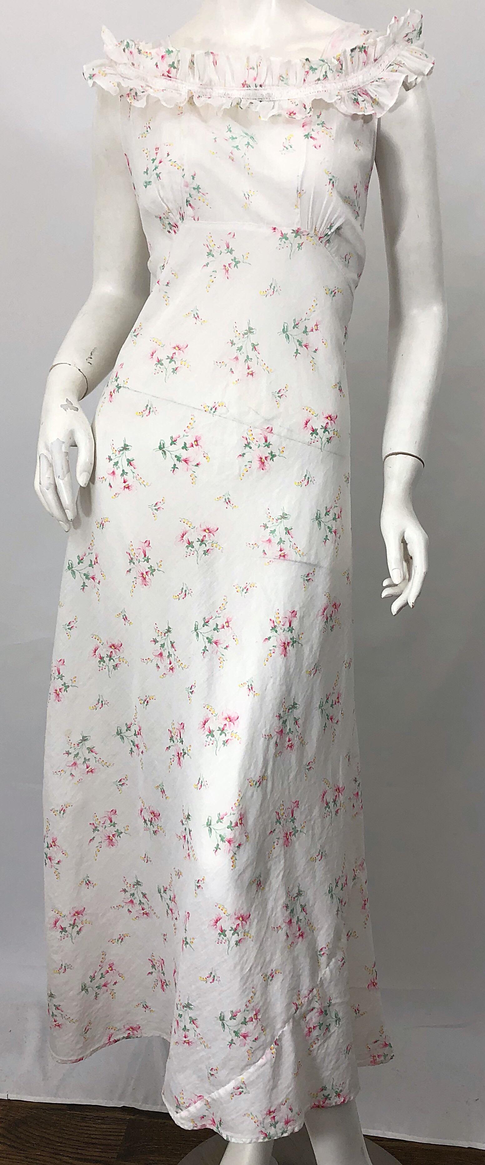 1930s White Flower Print Ruffle Neck Bias Cut Cotton Voile Vintage Maxi Dress For Sale 1