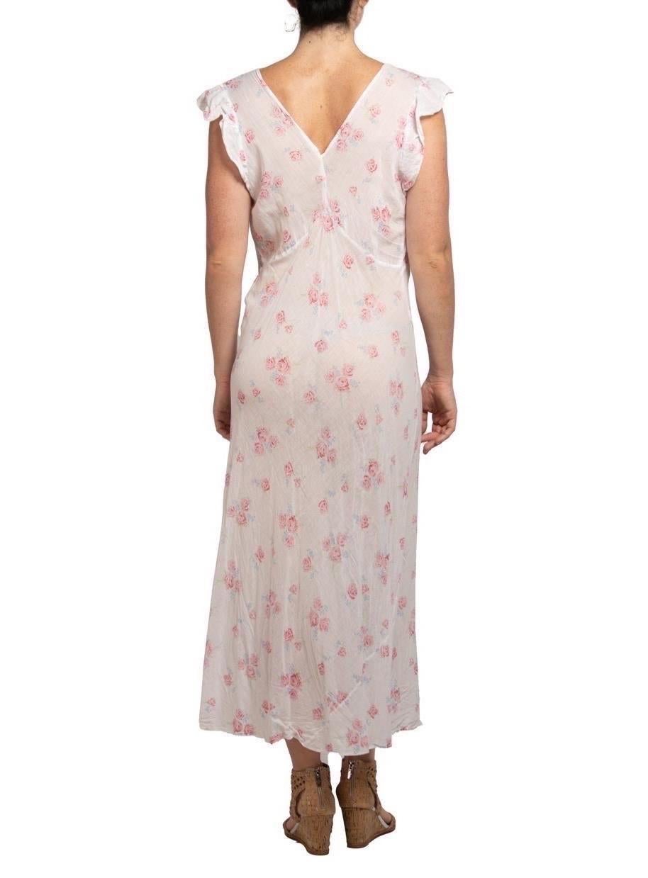 1930S White With Pink And Blue Floral Print Lace Organic Cotton Bias Negligee XL For Sale 2
