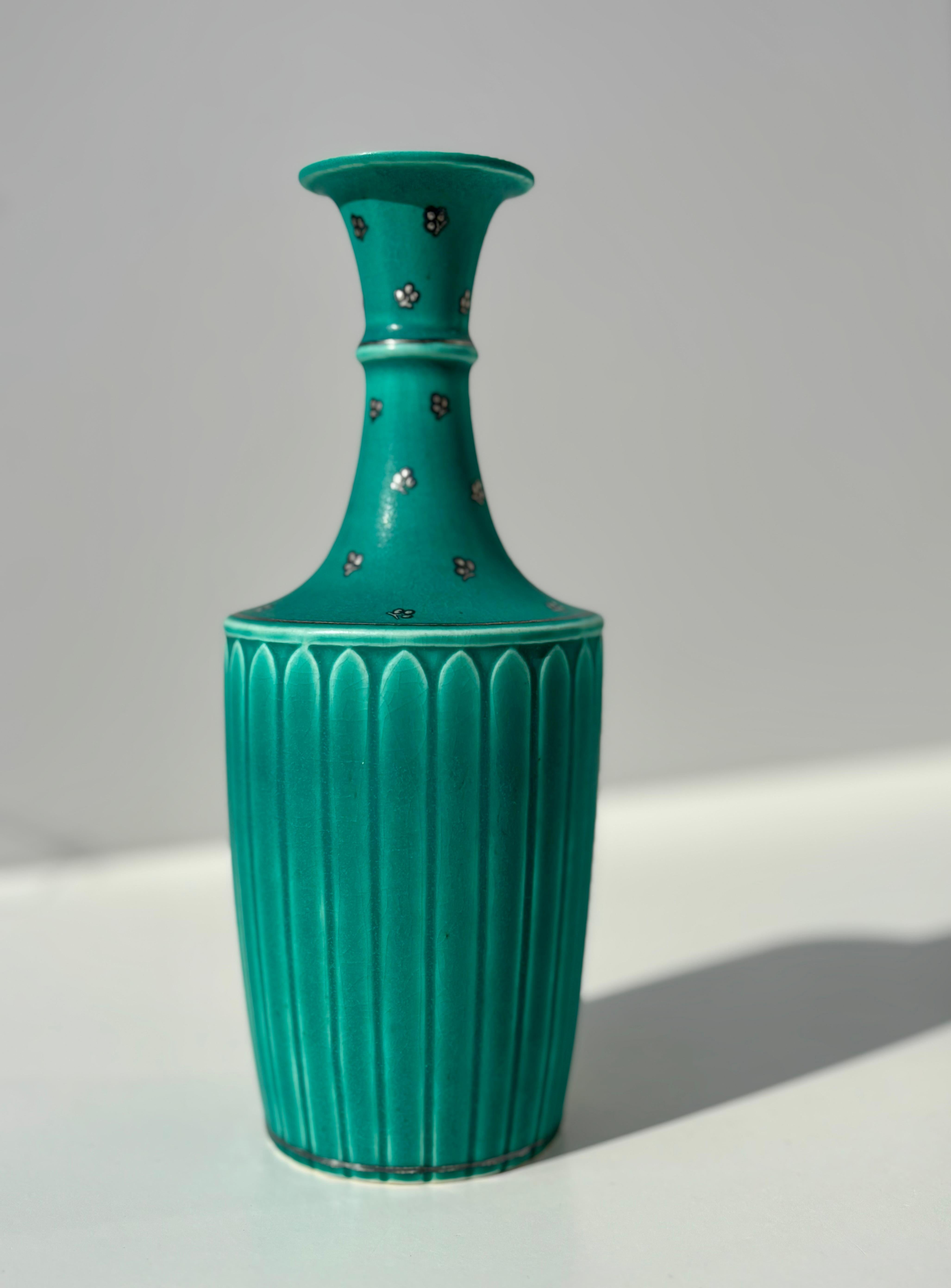 1930er Wilhelm Kåge Silberdekor Argenta Vase für Gustavsberg, Schweden im Zustand „Gut“ im Angebot in Copenhagen, DK