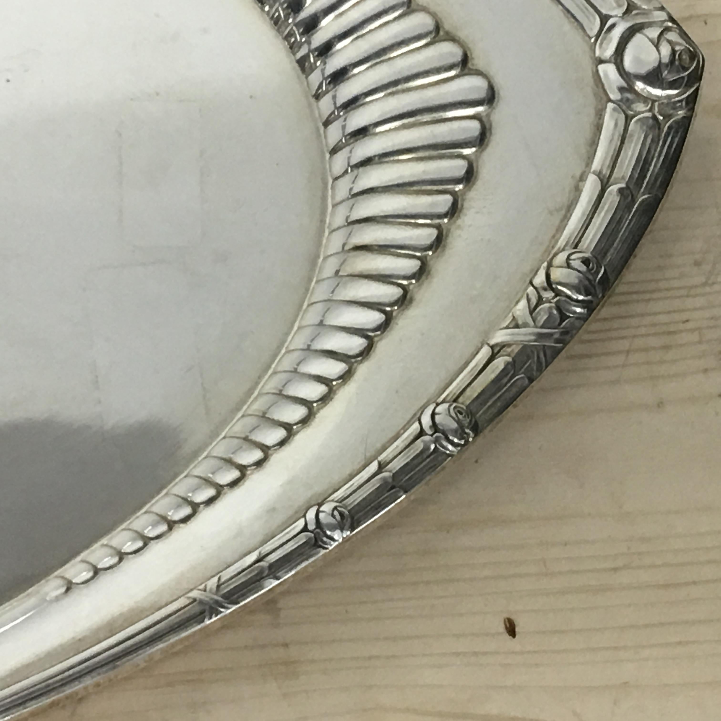 1930s W.M.F. Art Deco Silver Plated Oval Tray In Good Condition In Aci Castello, IT