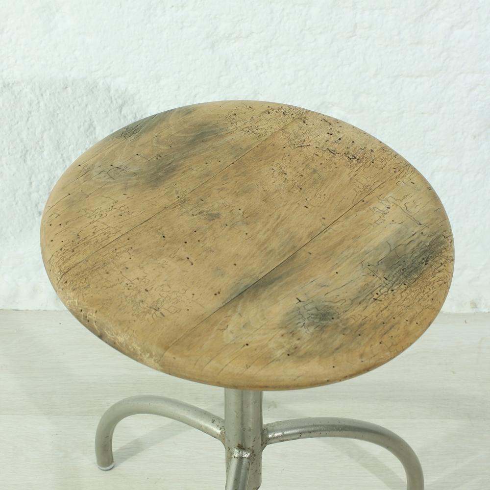 1930s Work Stool (Mitte des 20. Jahrhunderts)