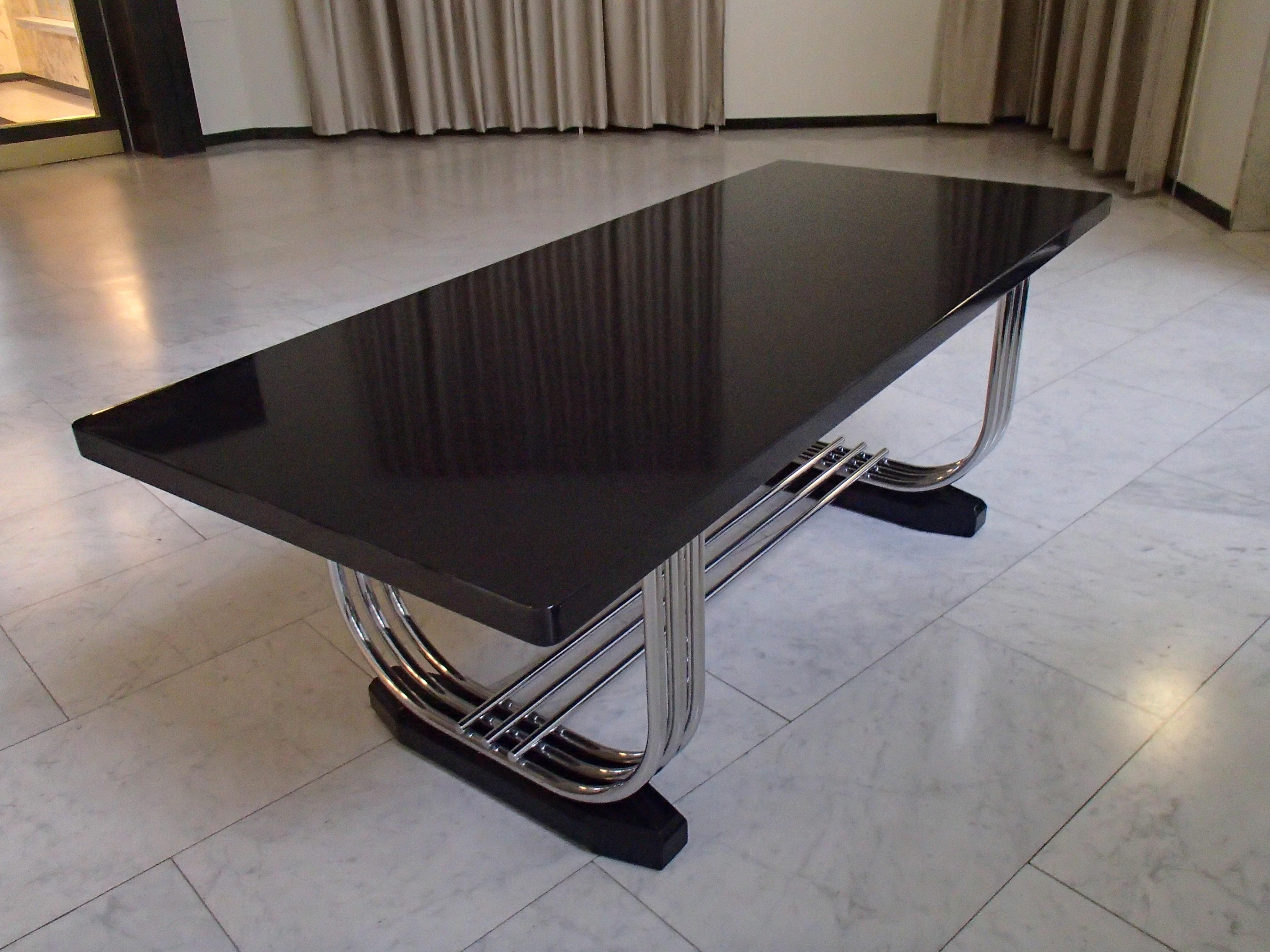 Mid-20th Century 1930thies Tubular Chrome and Blck Top Table for Pel by Serge Chermayeff For Sale