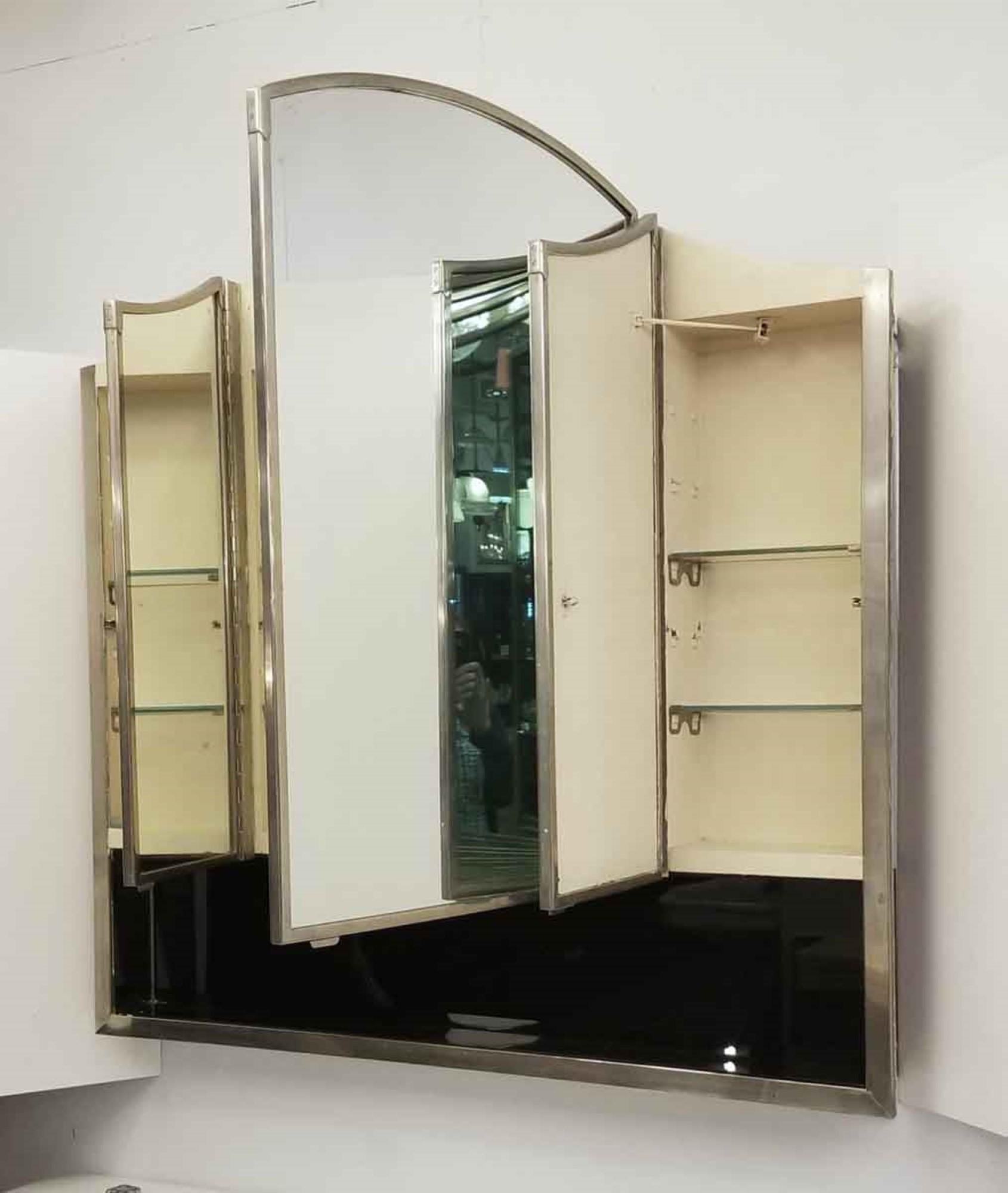 Art Deco 1931 NYC Waldorf Astoria Hotel Bath Vanity Cabinet, 3 Mirrors, Black Glass Shelf
