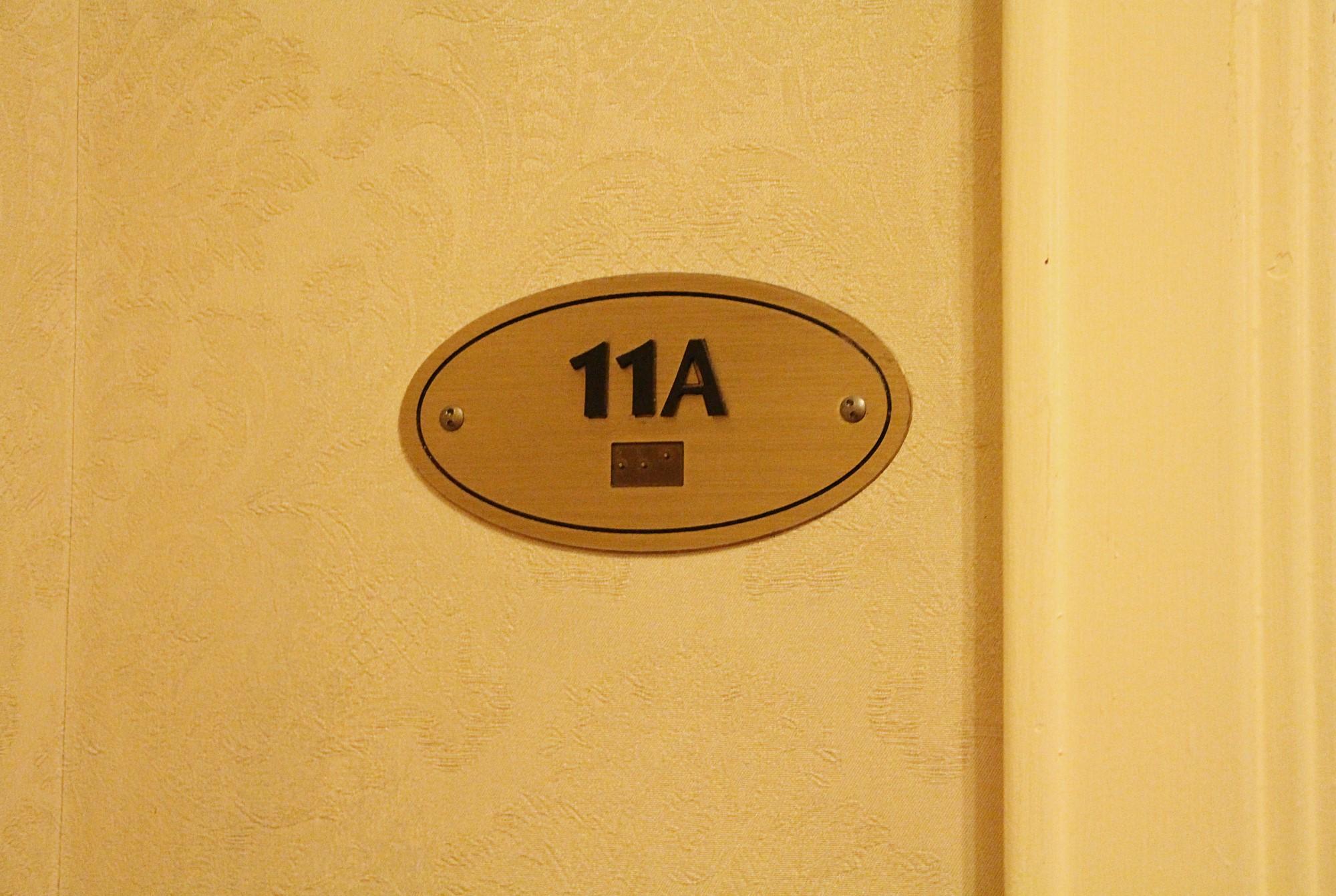 Waldorf Astoria Hotel, Kaminsims aus weißem, grünem englischem Marmor im Regency-Stil im Angebot 11