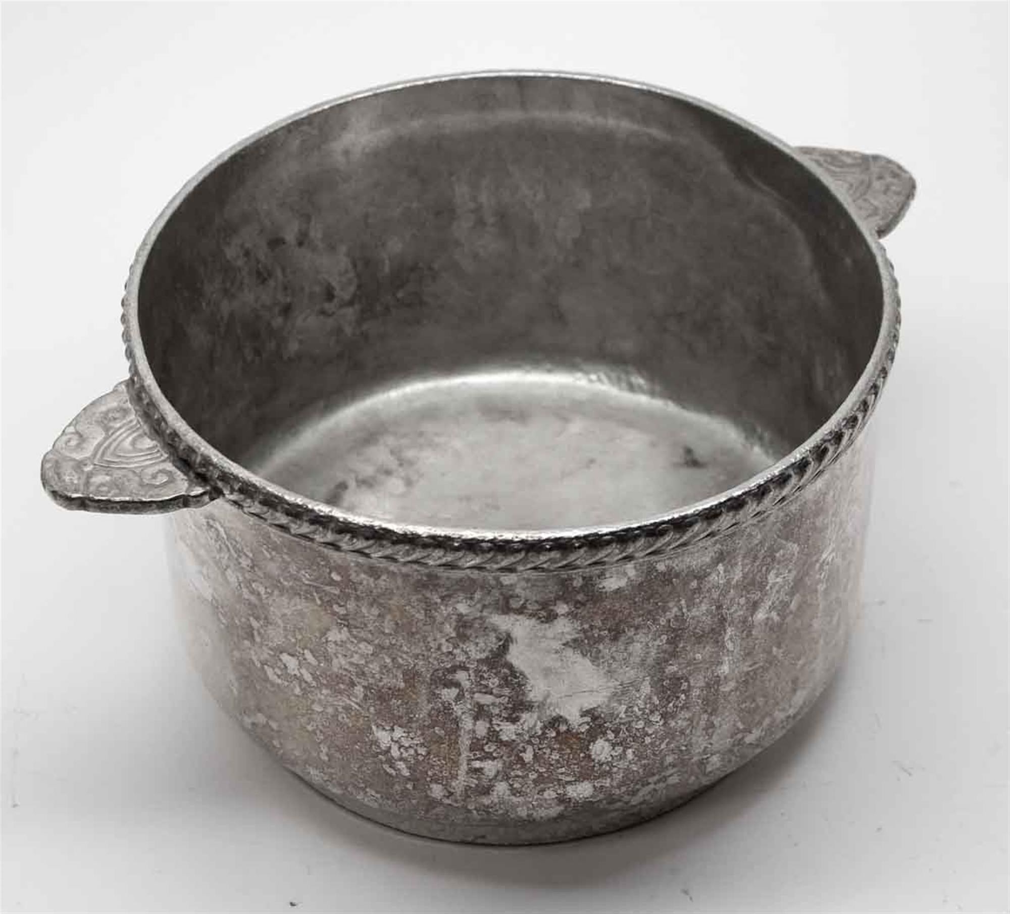 Silver plate over brass Art Deco style bowl with a decorative rim and handles from the 1931 NYC Waldorf Astoria Hotel. Made by D.W Haber & Son. Some are stamped Waldorf Astoria on the bottom. This item is original to the Waldorf Astoria Towers. Bowl