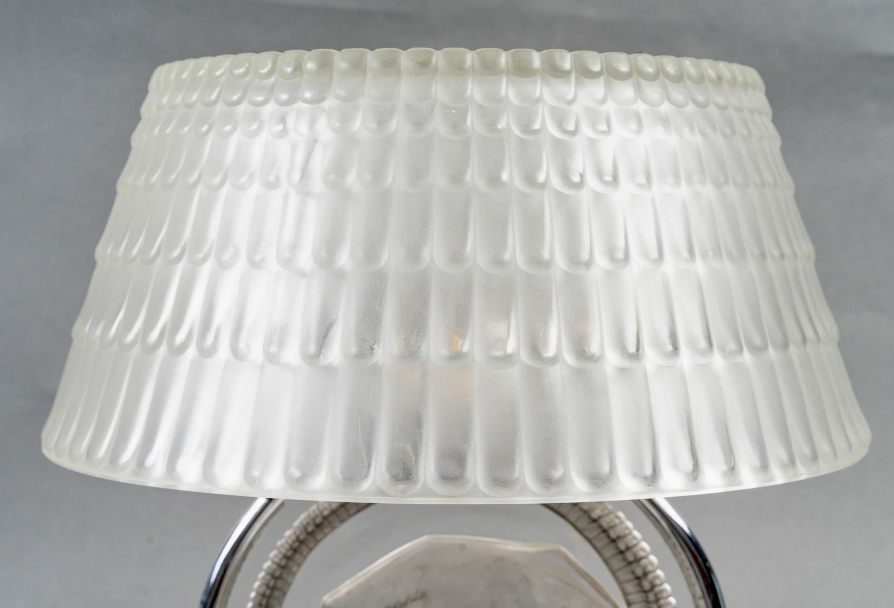 Cristallo 1931 René Lalique - Lampada Art Déco in vetro Belier Ram con patina grigia in vendita