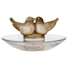 1931 René Lalique Ashtray Deux Colombes Doves Glass with Sepia Patina