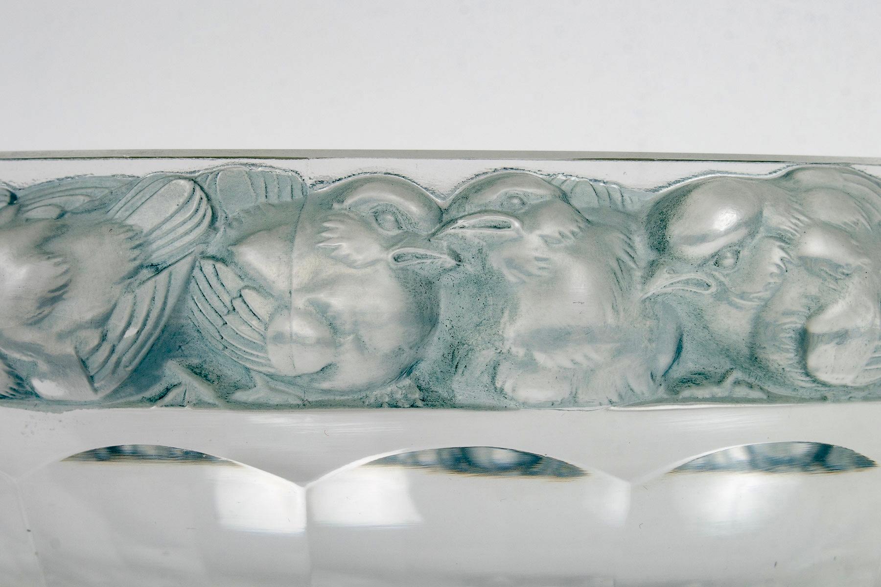 Molded 1931 René Lalique -Bowl Mesanges Birds Glass with Blue Patina
