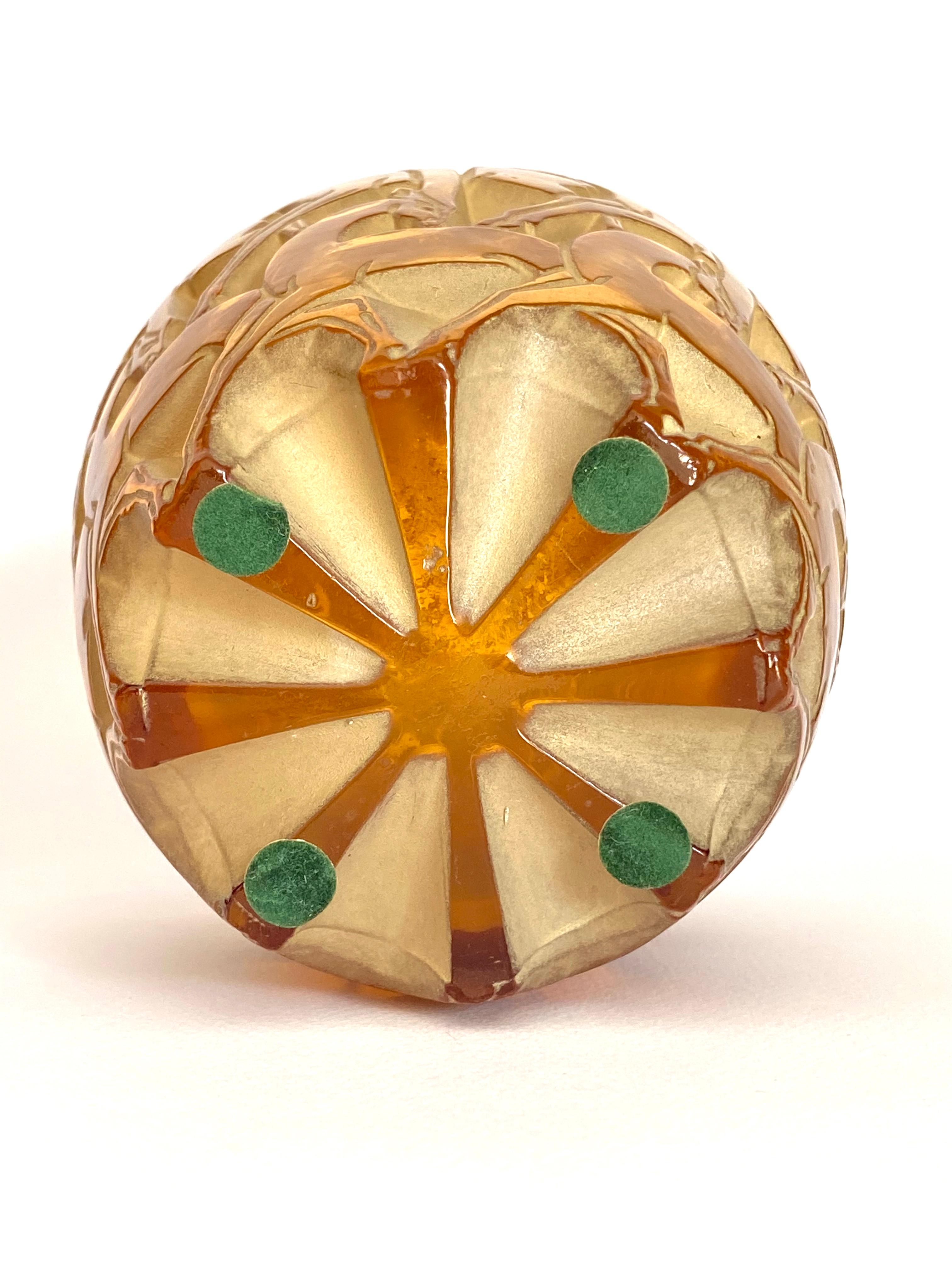 1931 René Lalique Chamois Vase Yellow Honey Amber Glass with White Patina In Good Condition In Boulogne Billancourt, FR