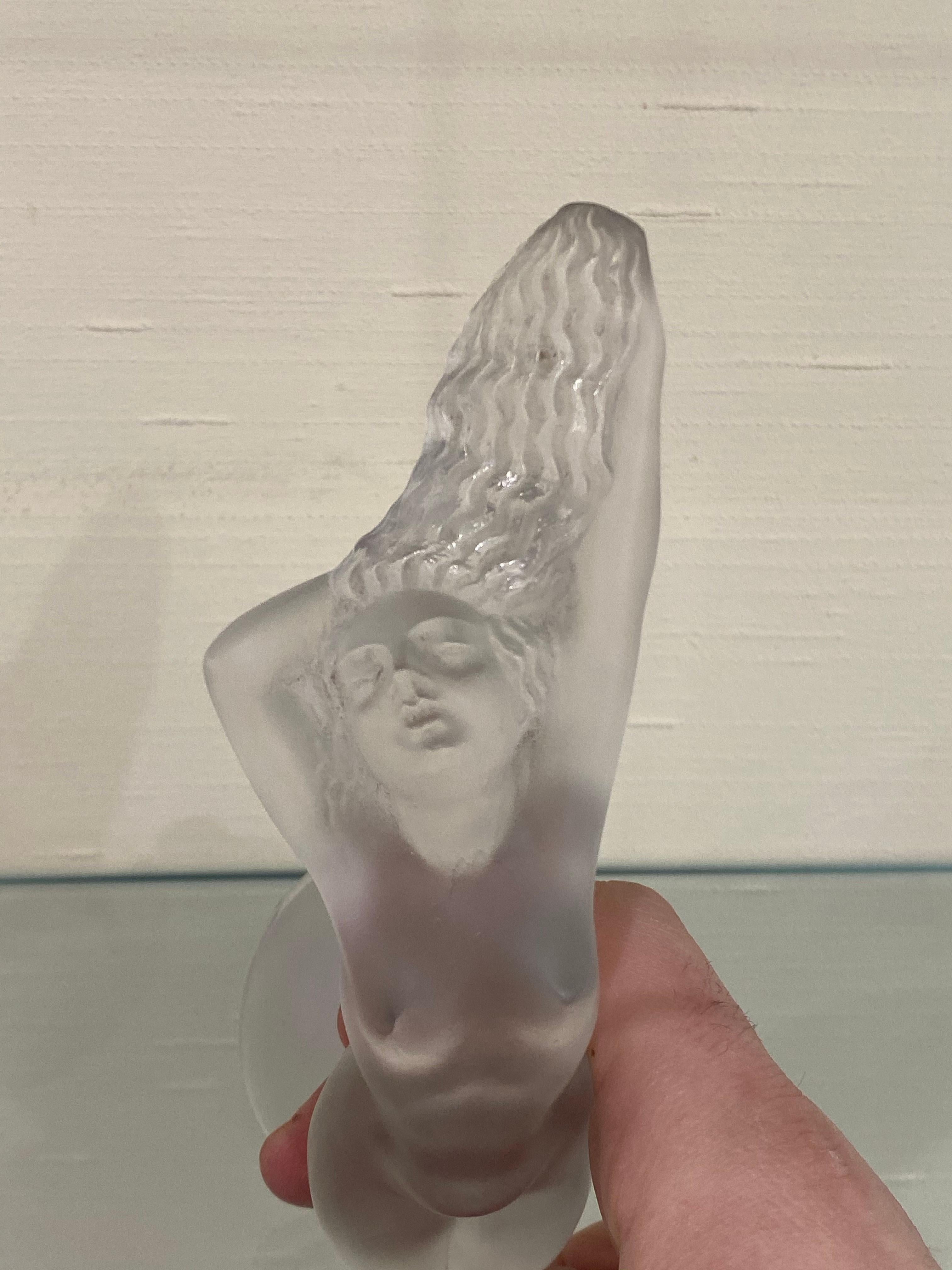 1931 René Lalique Chrysis Car Mascot Hood Ornament in Frosted Glass Women In Excellent Condition In Boulogne Billancourt, FR