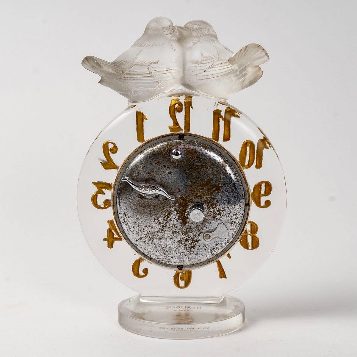 Mid-20th Century 1931 René Lalique Clock Antoinette Frosted Glass Omega Movement Birds For Sale