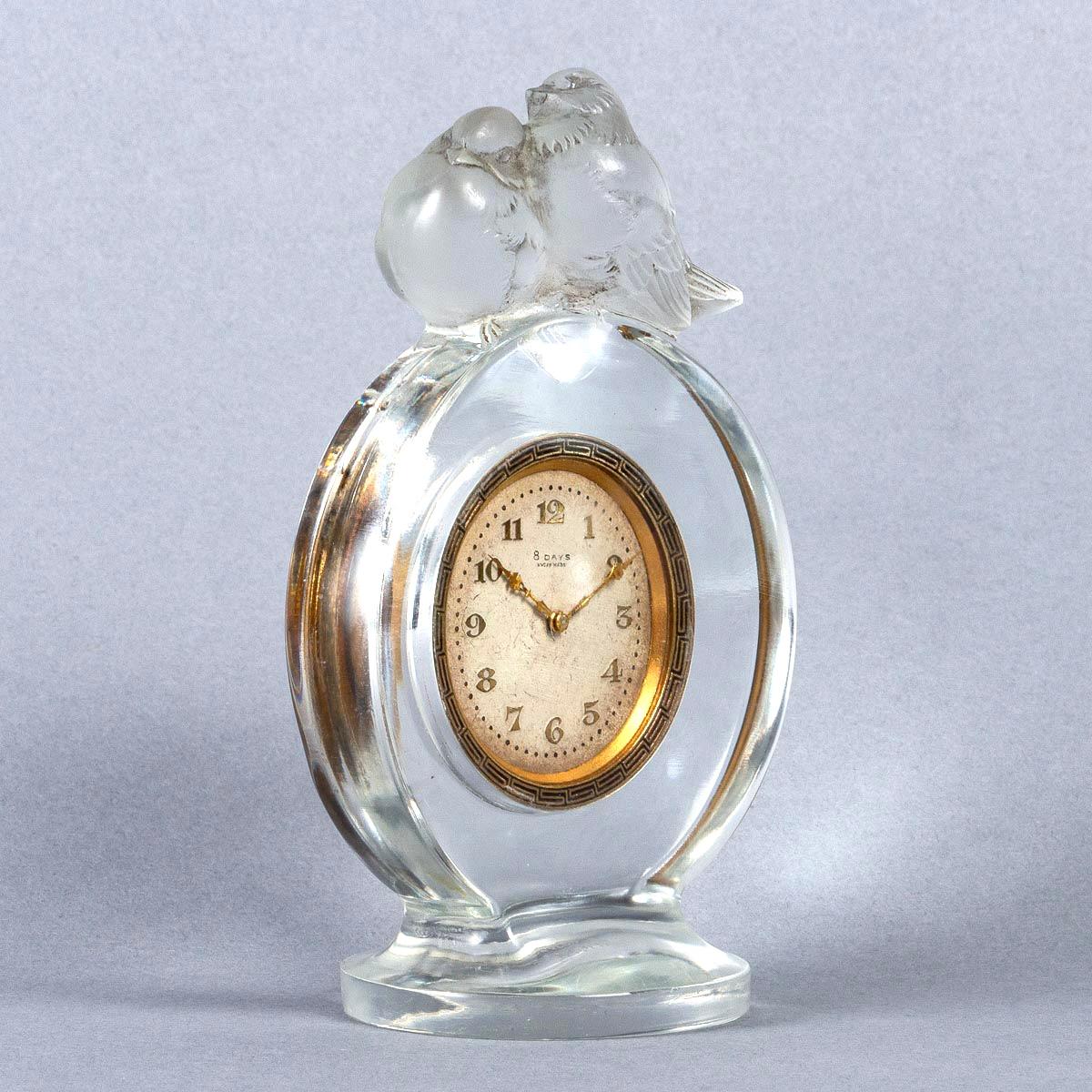 Art Deco 1931 René Lalique, Clock Pierrots Clear Glass with 8-Day Mechanical Movement