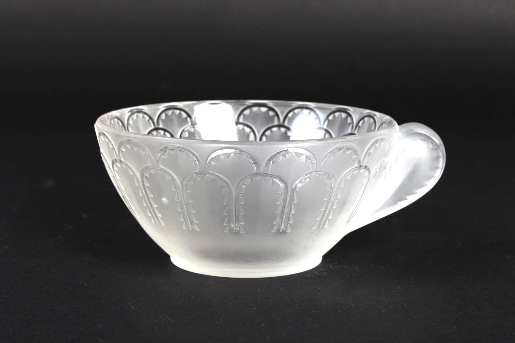 Molded 1931 René Lalique Jaffa Set of 9 Ice-Cream Cups and Tray Frosted Glass