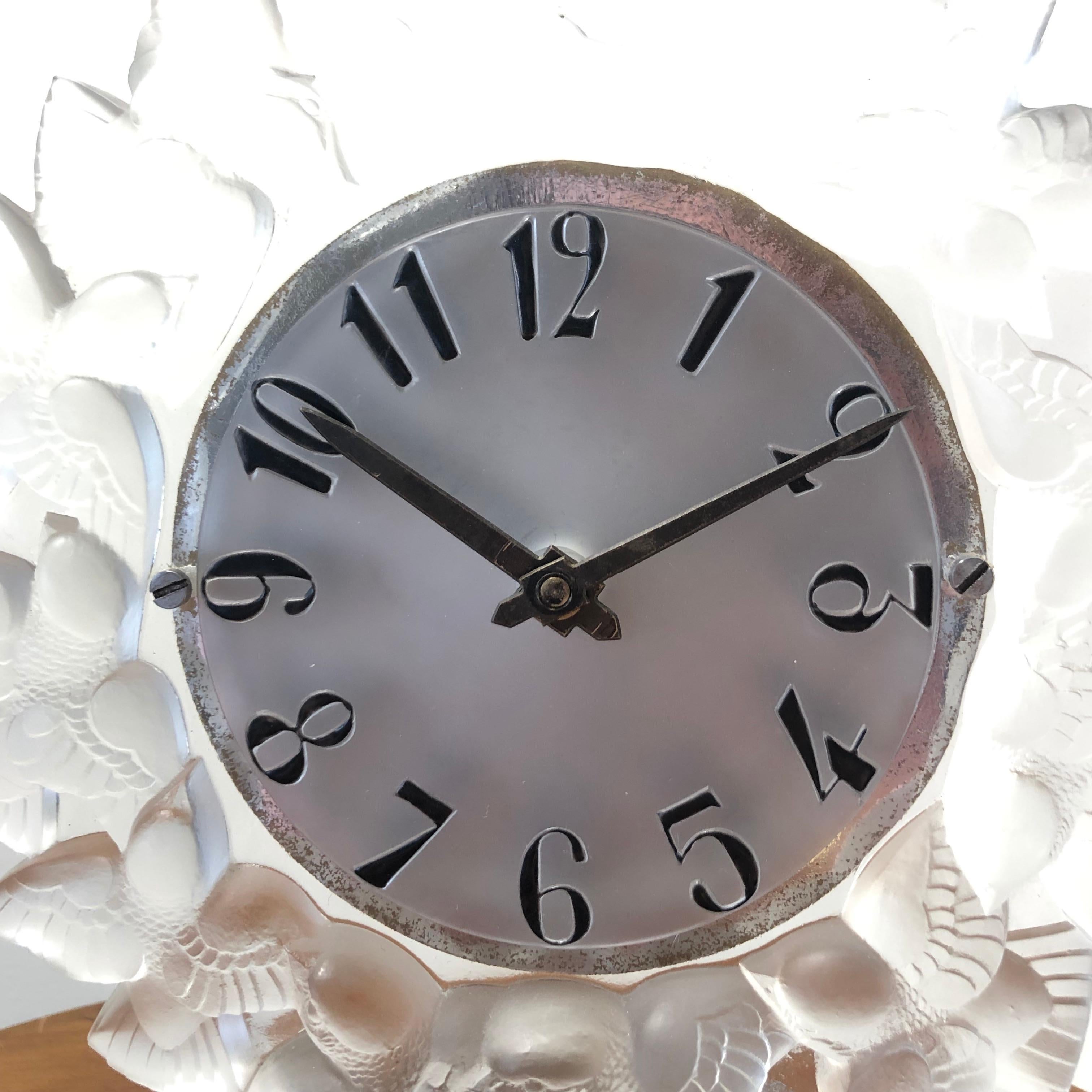 1931 René Lalique Roitelets Clock Clear Glass Enamel Dial Omega Movement Birds 4