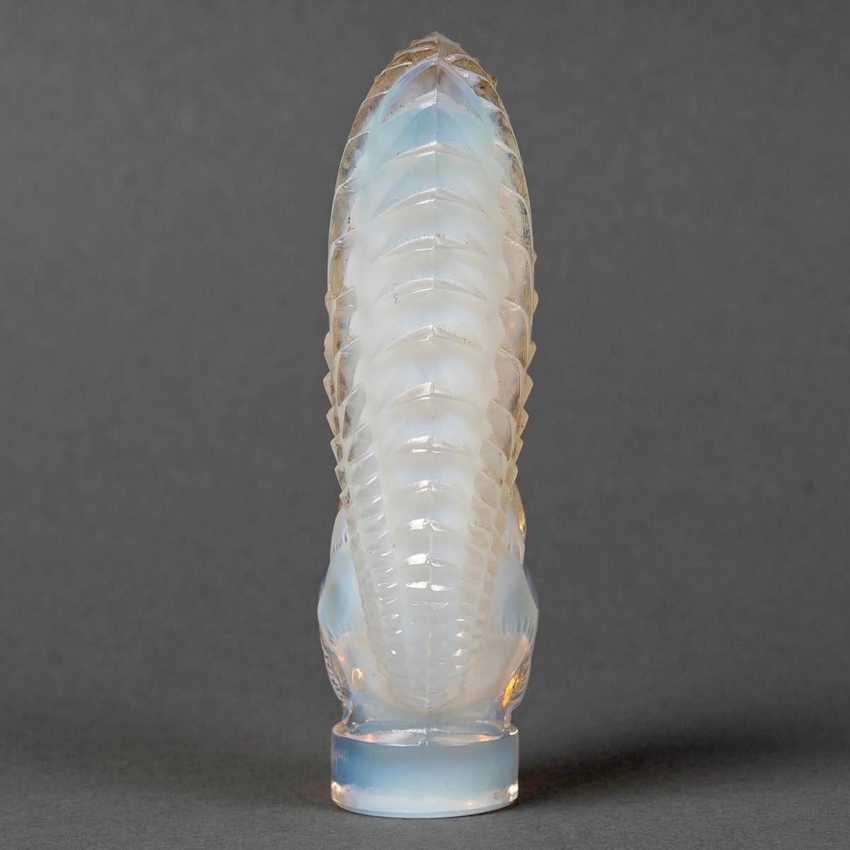 French 1931 Rene Lalique Seal Stamp Ecureuil Squirrel Opalescent Glass For Sale