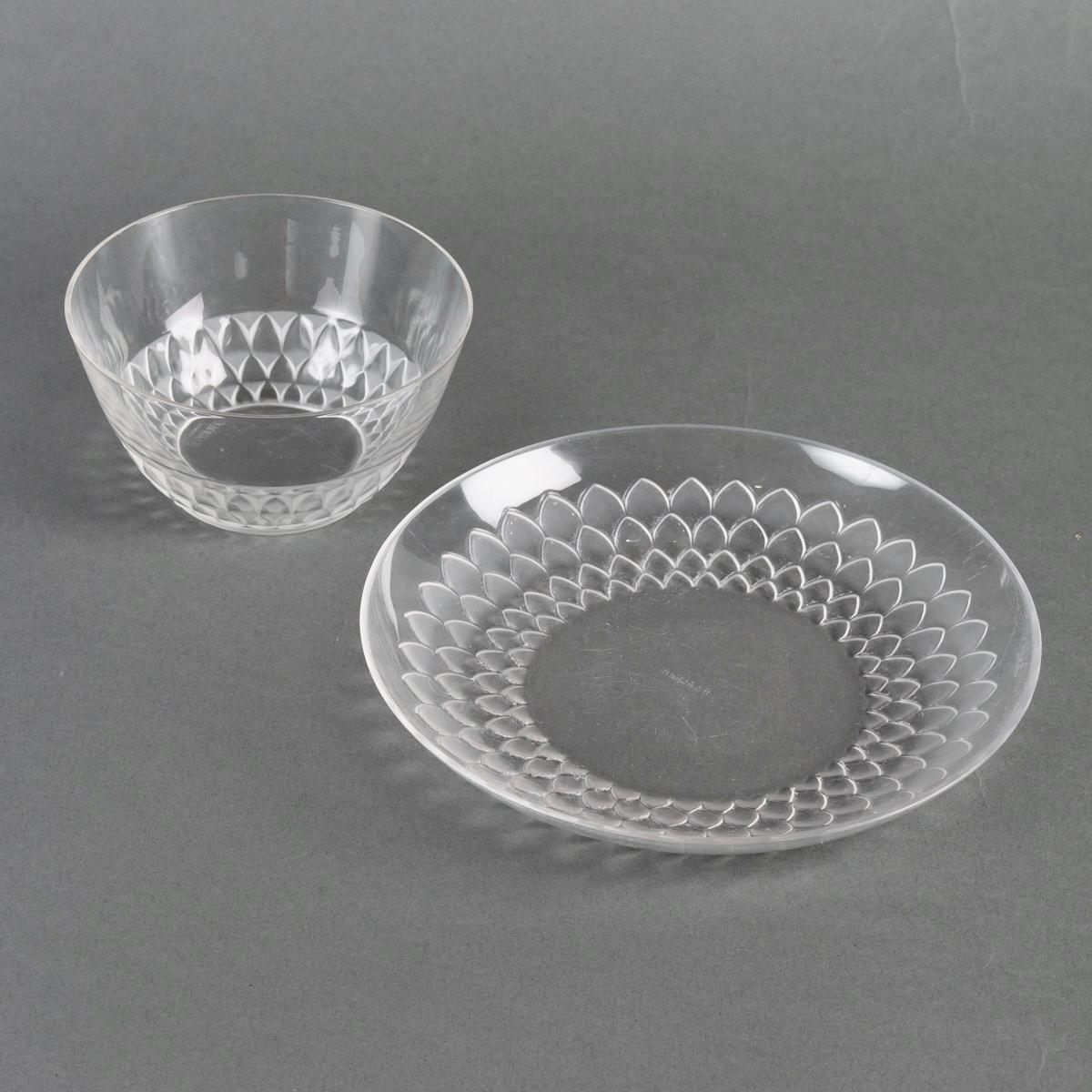 French 1931 René Lalique Set of Tablewares Saint Cyr Glass 6 Plates 6 Bowls